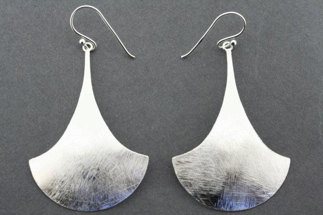 Stylish Curved Shield Earrings in Sterling Silver - Perfect for Everyday Wear & Special Occasions