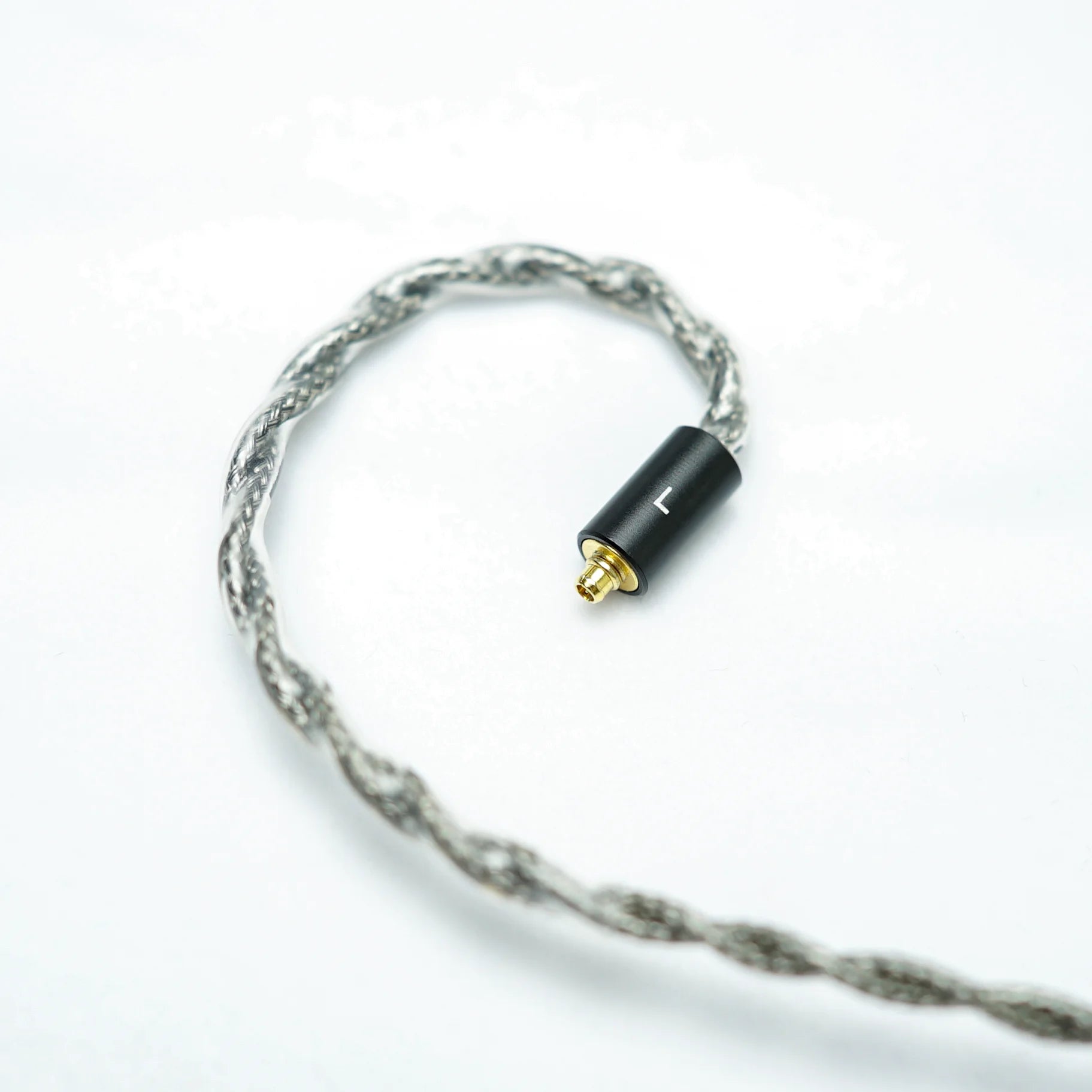 BGVP Gray Rose 5N Single Crystal Copper Silver Plated Shielded Cable - High-Quality Audiophile Headphone Cable for Enhanced Music Listening Experience