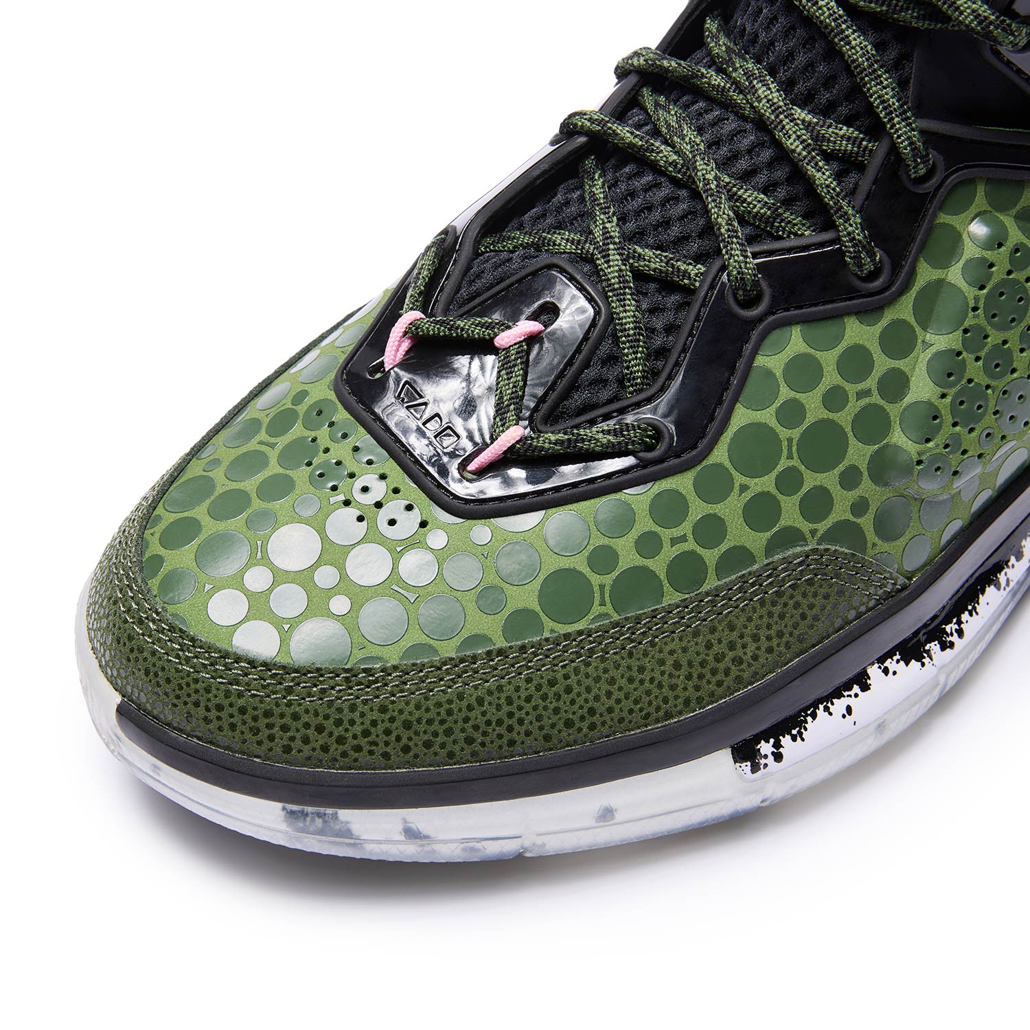 Way of Wade 1 Green Stingray Basketball Shoes - High Performance Men's Sneakers for Indoor & Outdoor Court Play - Perfect for NBA Fans and Streetball Players