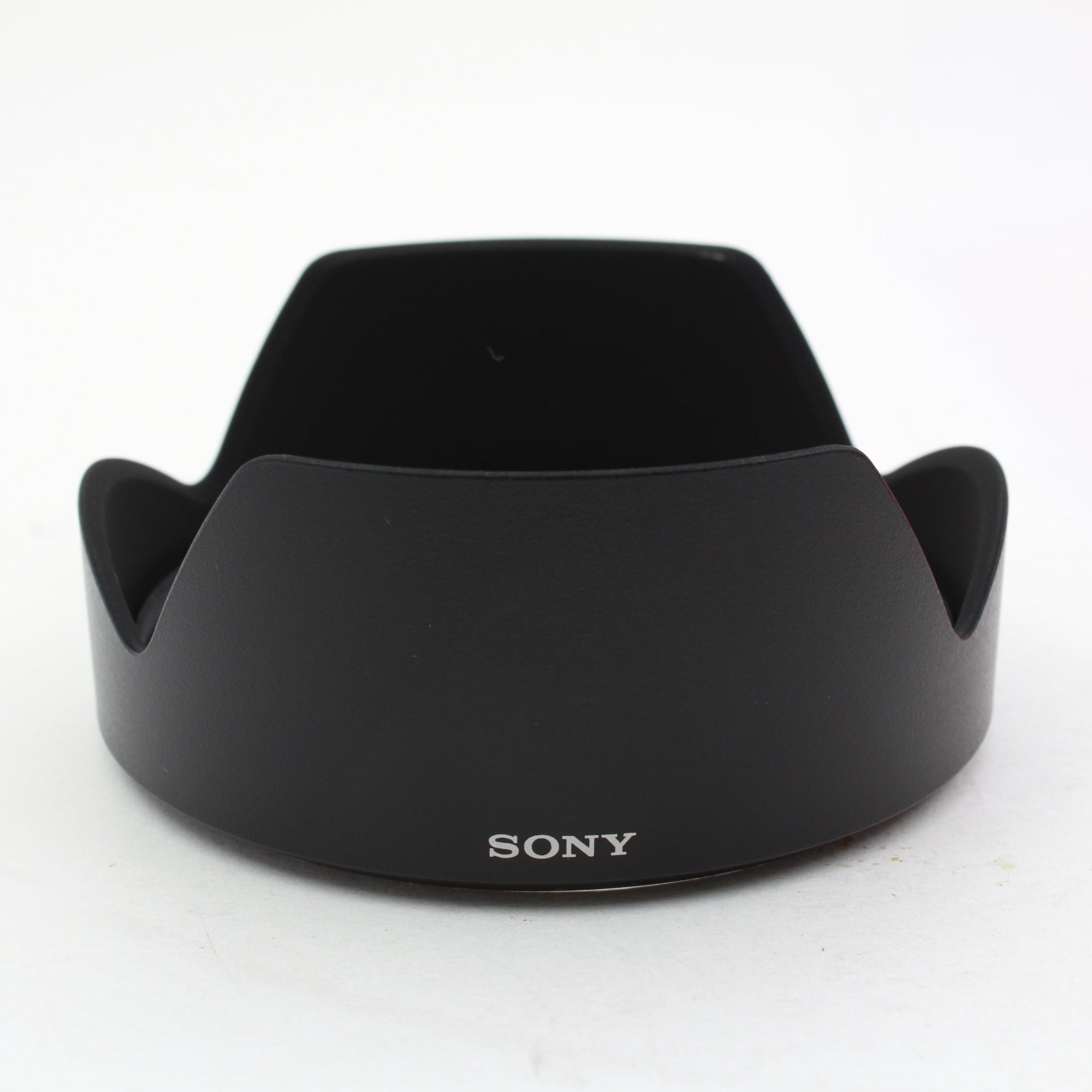 Open Box Excellent Condition Sony FE 24-105mm f/4 G OSS Lens - Perfect for Travel, Portraits & Video Shooting