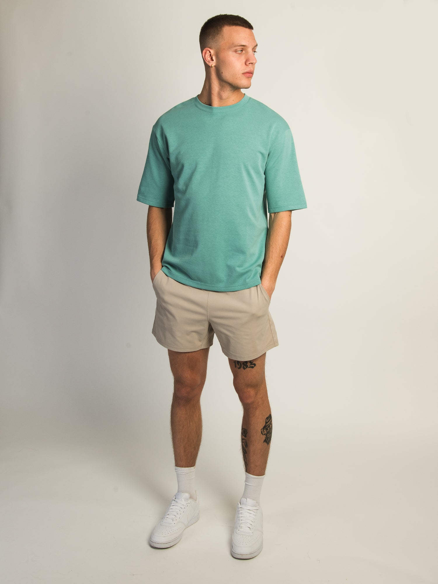 BOXY FIT T-SHIRT in SEAFOAM Green - Comfortable Loose Fit Women's Tee for Casual Wear & Street Style
