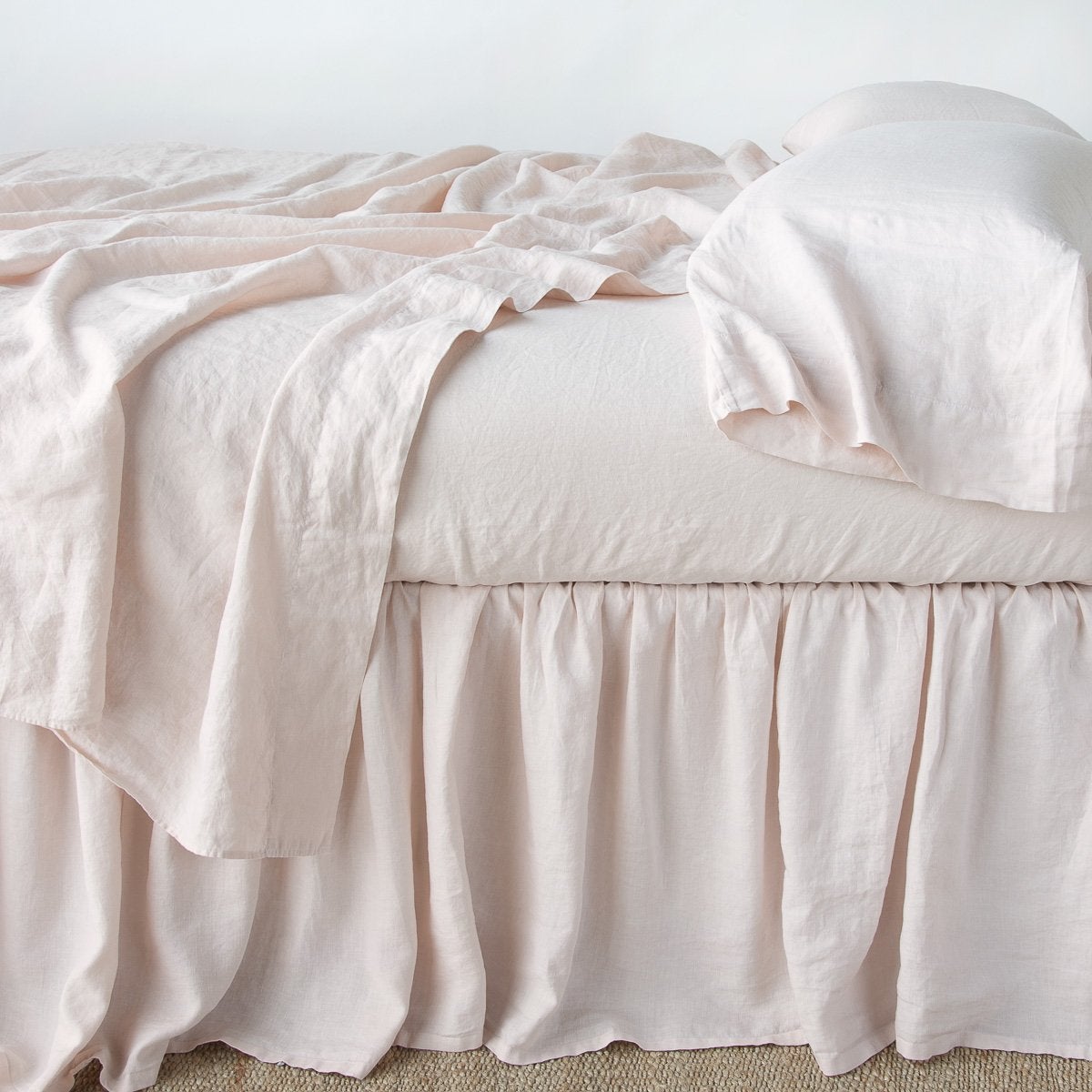 Premium Linen Twin Bed Skirt - Soft & Breathable Bedding Skirt with Elastic Hem - Perfect for Guest Rooms, Dorms & Kids' Bedrooms