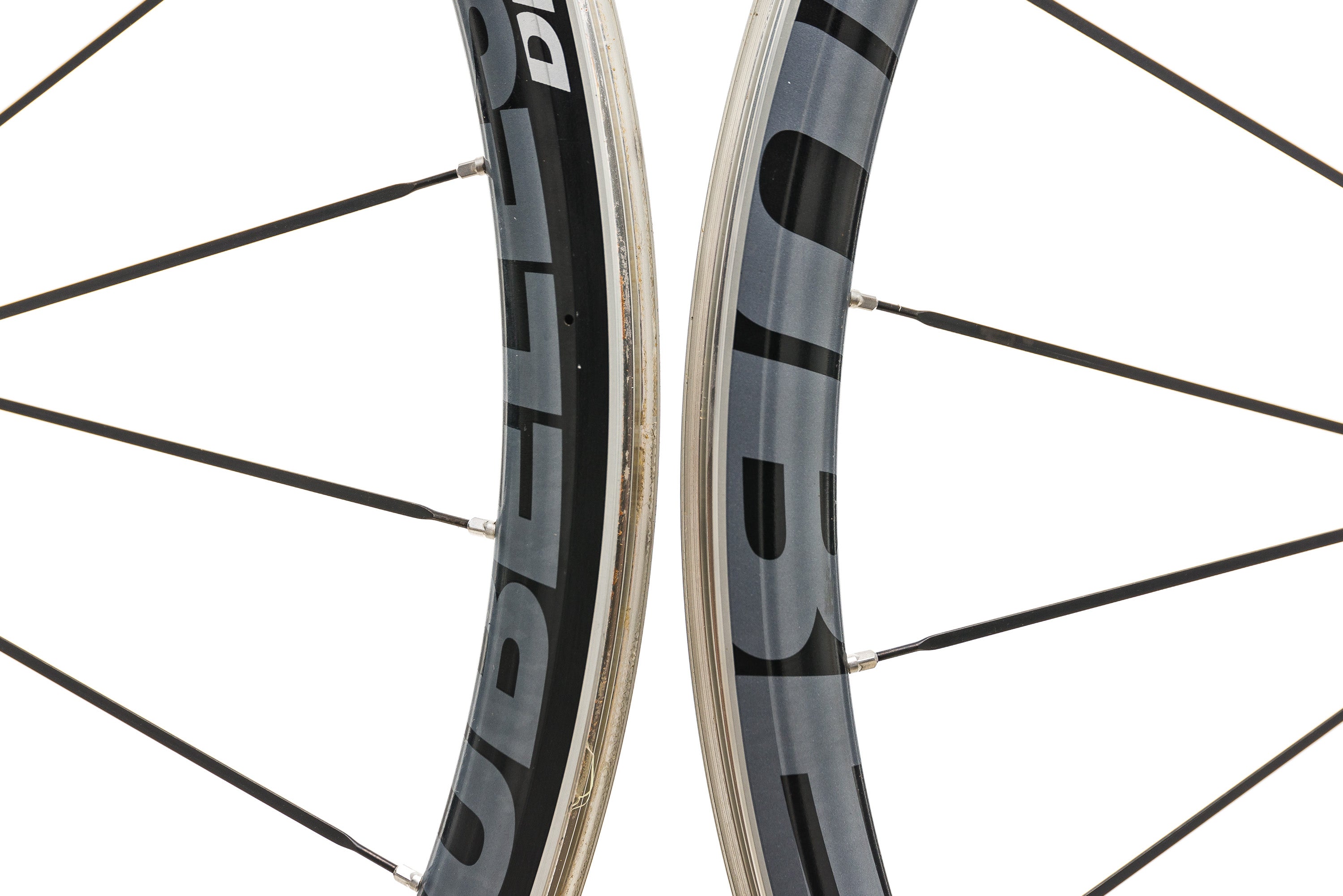 American Classic Argent Disc Aluminum Clincher 700c Wheelset - Lightweight Road Bike Wheels for Racing & Training - Perfect for Cyclists & Road Biking Enthusiasts