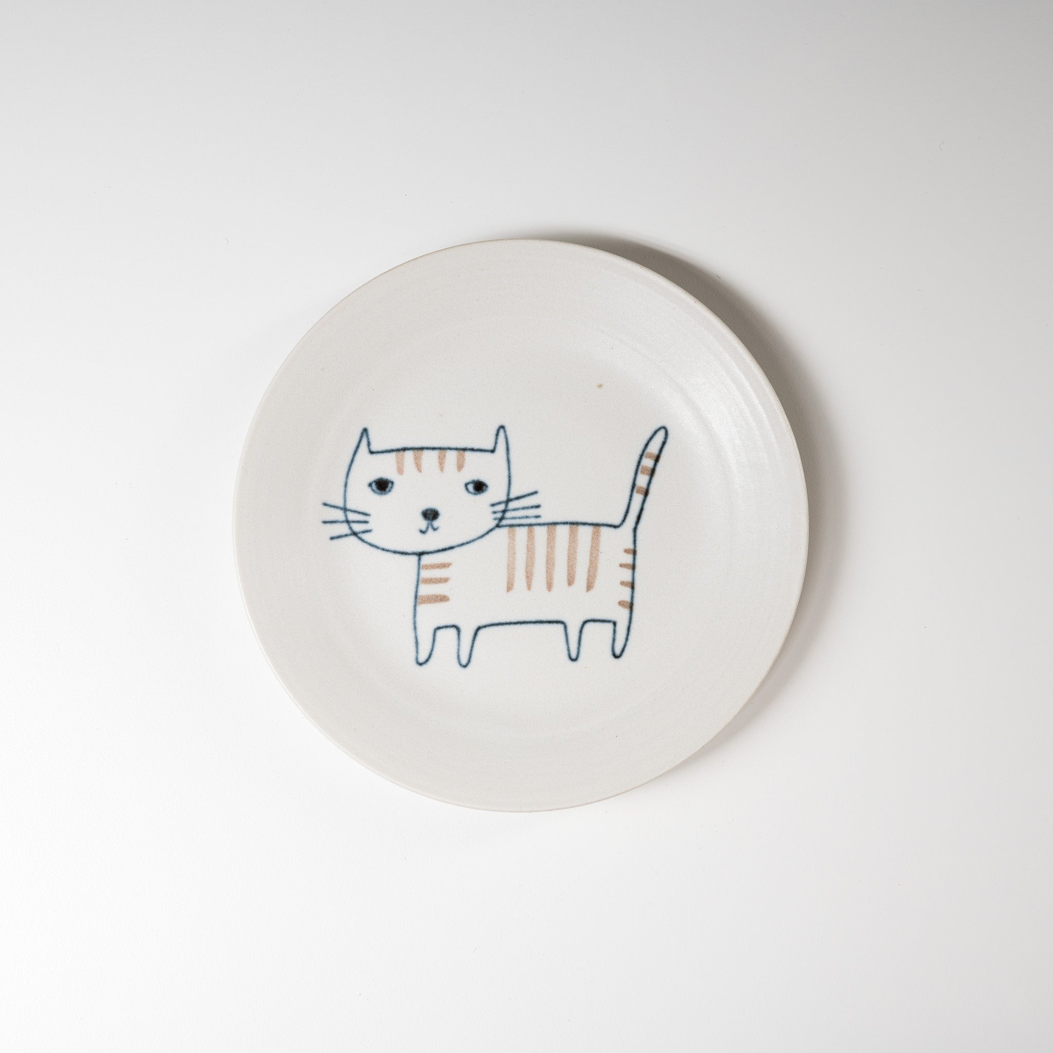 Striped Tora Cat Plate - 14cm Ceramic Dish for Sushi, Desserts & Small Meals | Cute Japanese Cat-Themed Tableware for Home & Restaurant Use