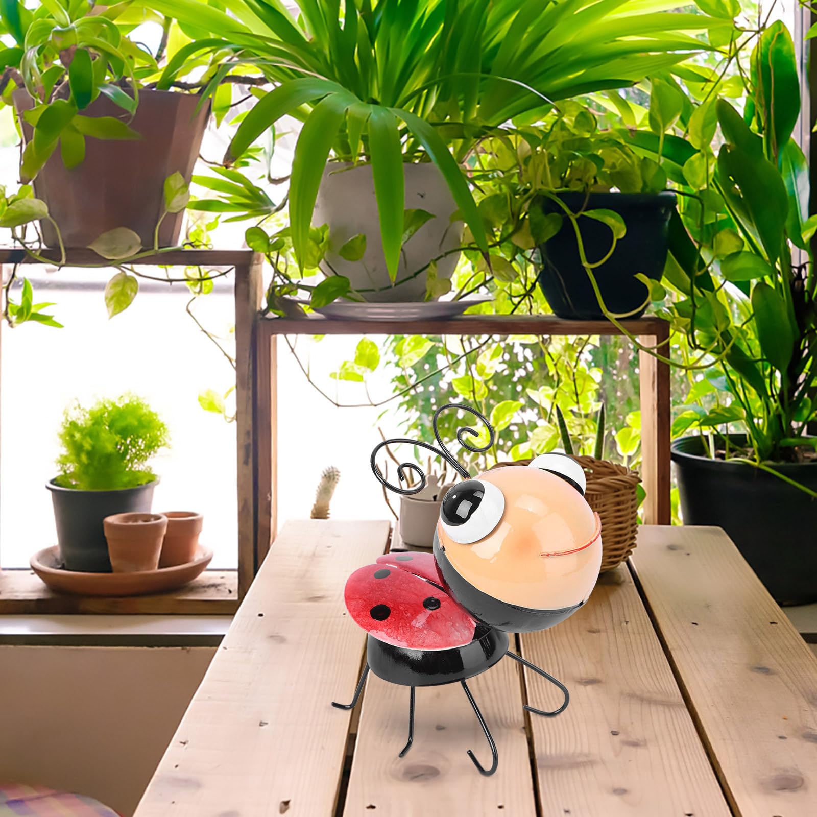 Yardwe Metal Ladybug Garden Decor - Outdoor Lawn Ornaments for Yard, Patio & Backyard | Cute Ladybug Statues for Pathway, Garden Art & Landscape Decoration
