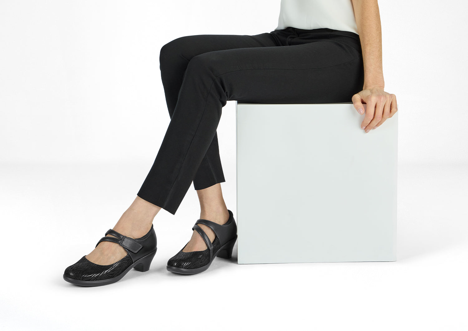 Ella Black - Stylish and Comfortable Women's Fashion for Everyday Wear, Work, and Special Occasions