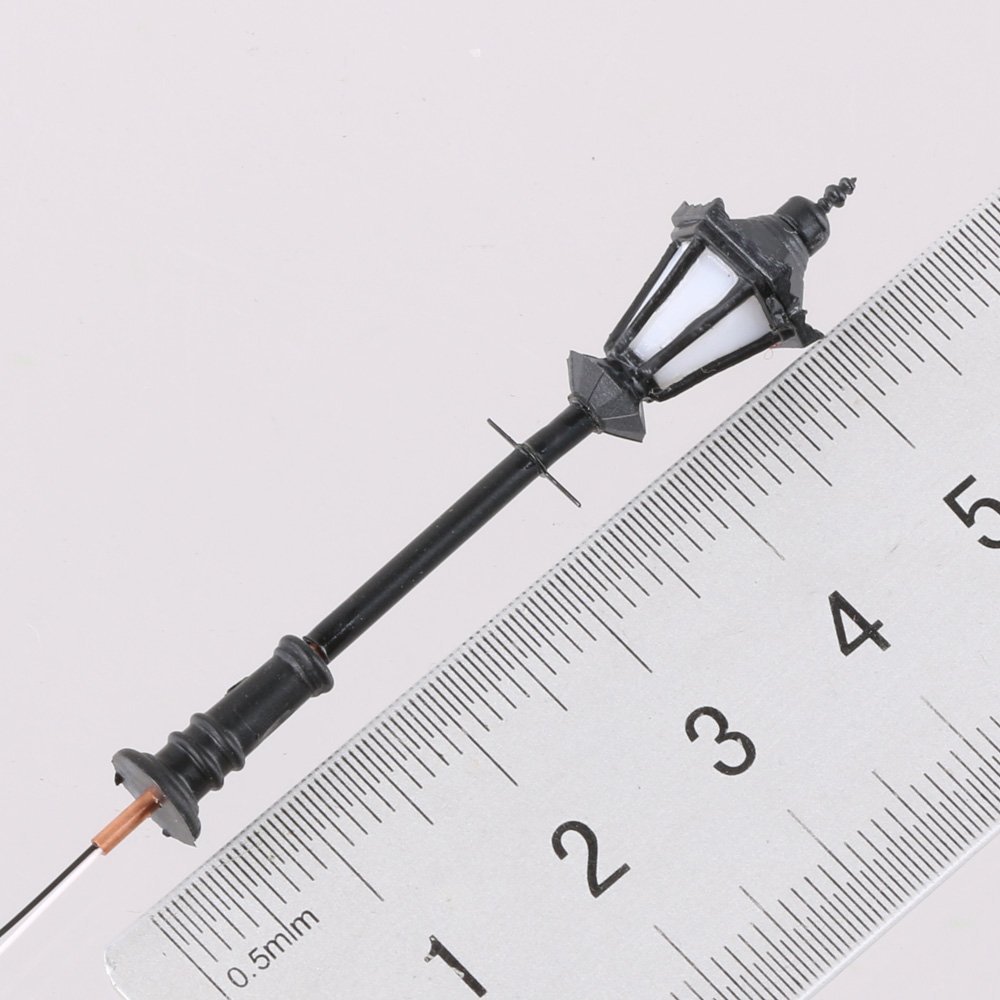 10PCS 1:100 Scale LED Courtyard Lamps for Model Railway & Train Sets - Miniature Street Lights for Diorama, Village Scenery & Landscape Design