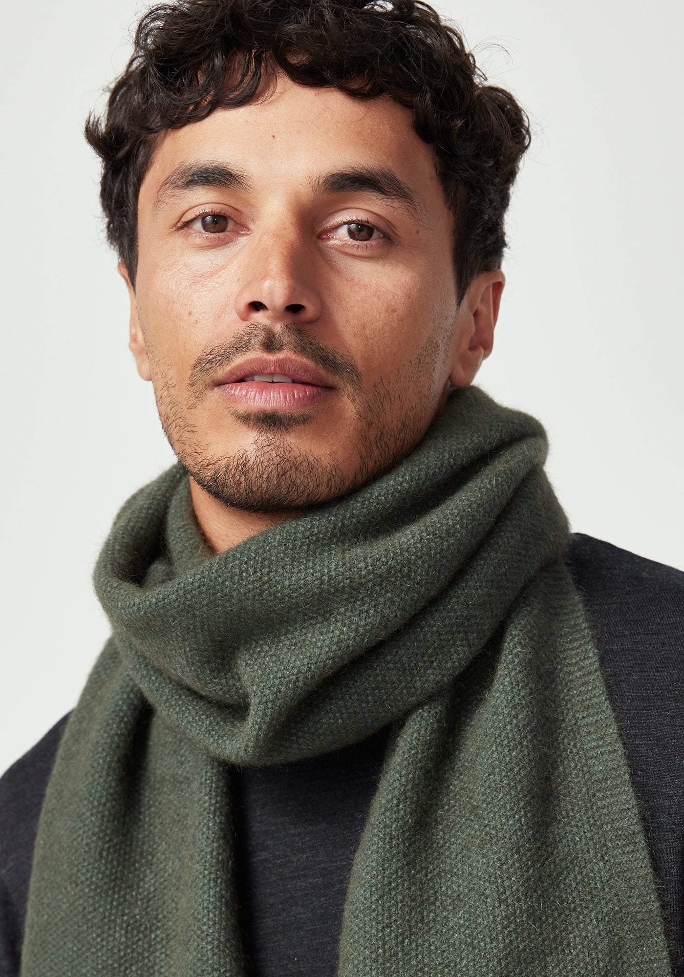 Moss Scarf 0554 - Soft & Stylish Winter Fashion Accessory for Women | Perfect for Cold Weather, Outdoor Activities & Holiday Gifts