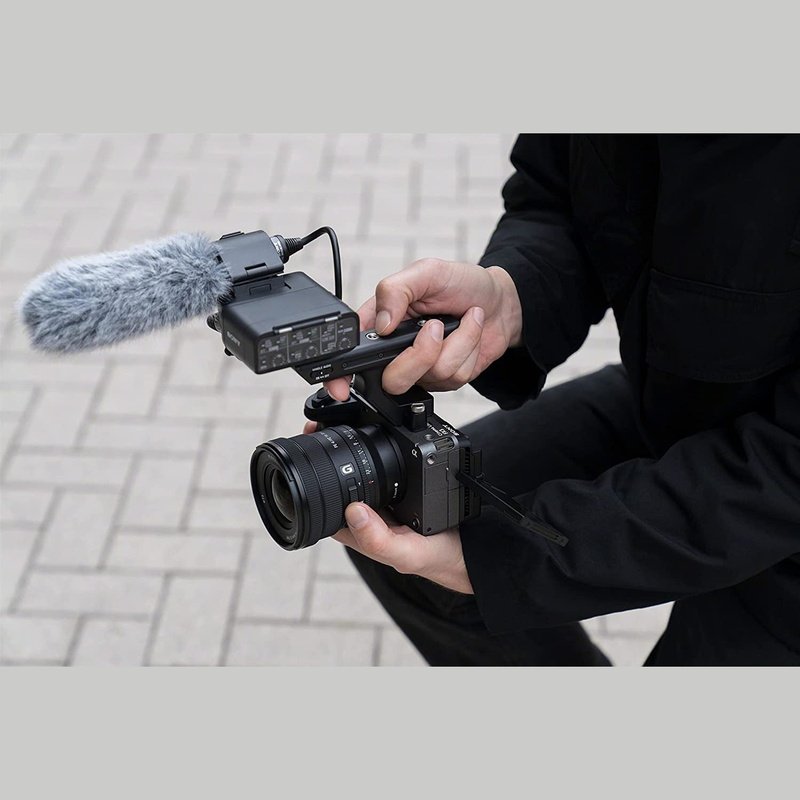 Sony FE PZ 16-35mm F4 G Wide Angle Zoom Lens for Photography & Videography – Perfect for Landscapes, Travel, and Vlogging