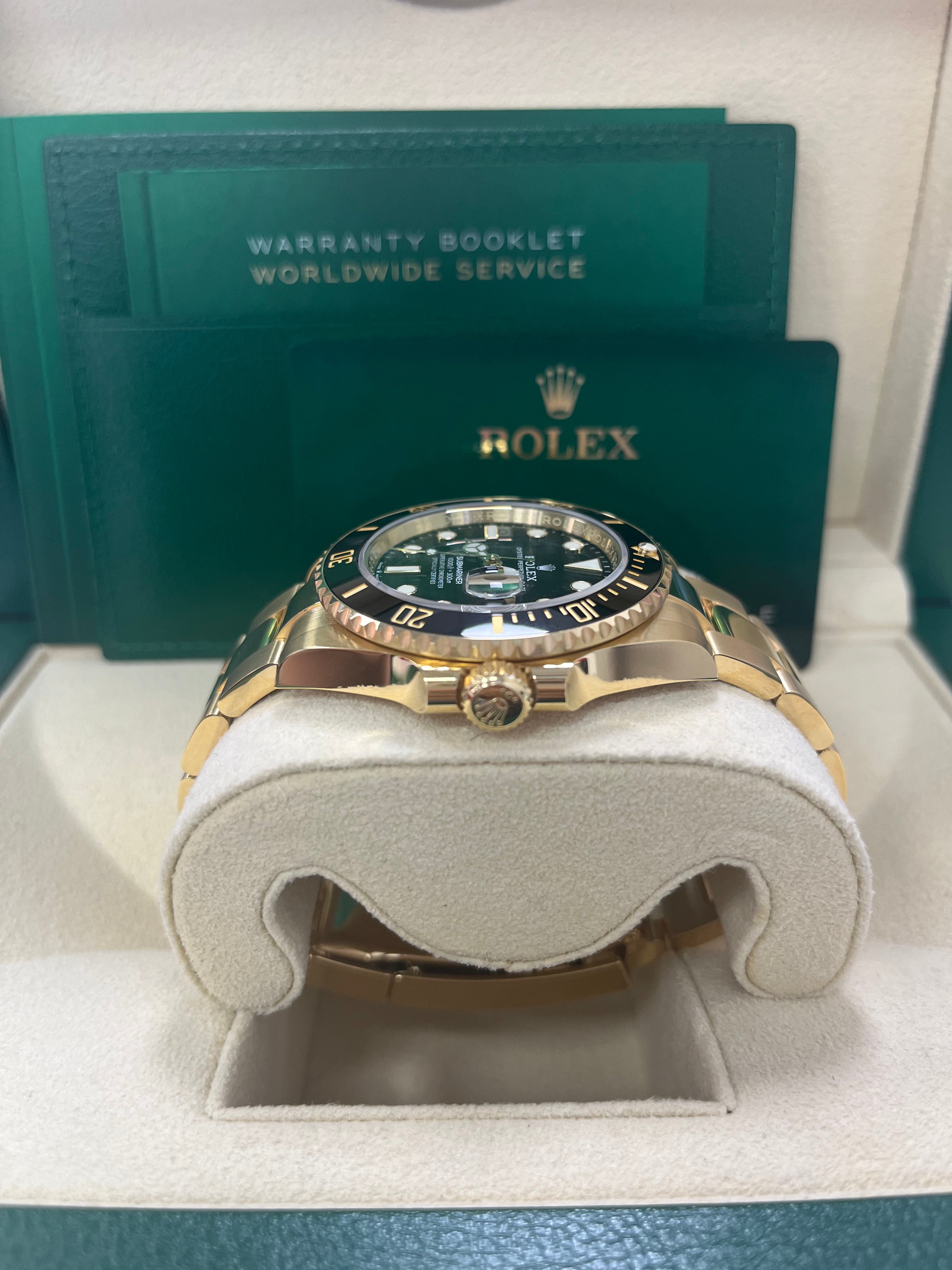 Rolex Yellow Gold Submariner Date Men's Watch with Black Dial - Ref. 126618LN - Luxury Diving Watch for Professional & Formal Occasions