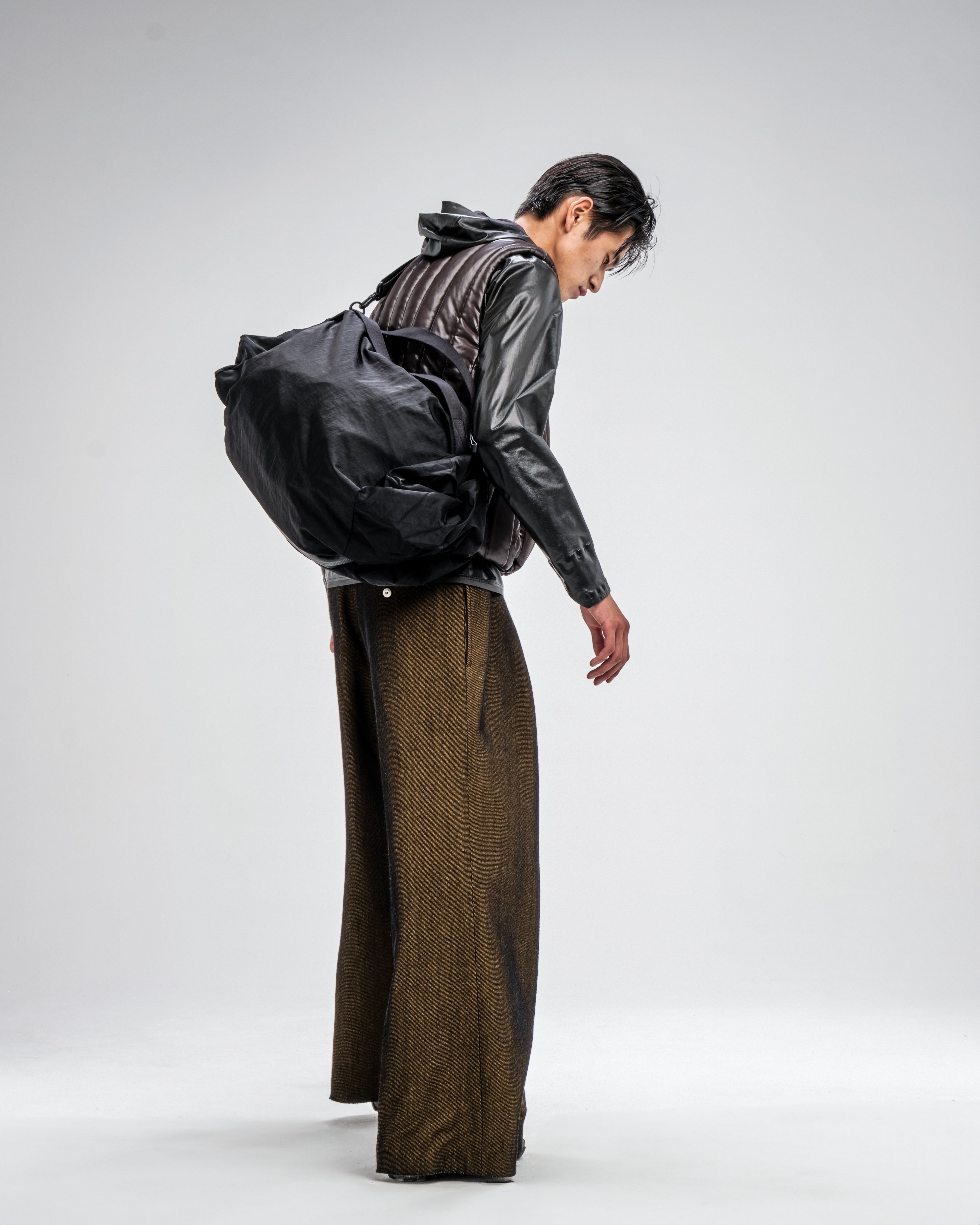 Cote & Ciel Obed Smooth Duffle Bag - Waterproof Travel Duffel with Laptop Compartment | Perfect for Business Trips, Gym & Weekend Getaways