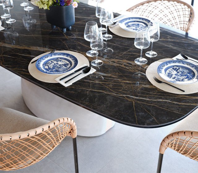 Midj Gran Sasso Modern Dining Table - Solid Wood Kitchen Table for 6-8 People - Perfect for Family Dinners & Entertaining Guests
