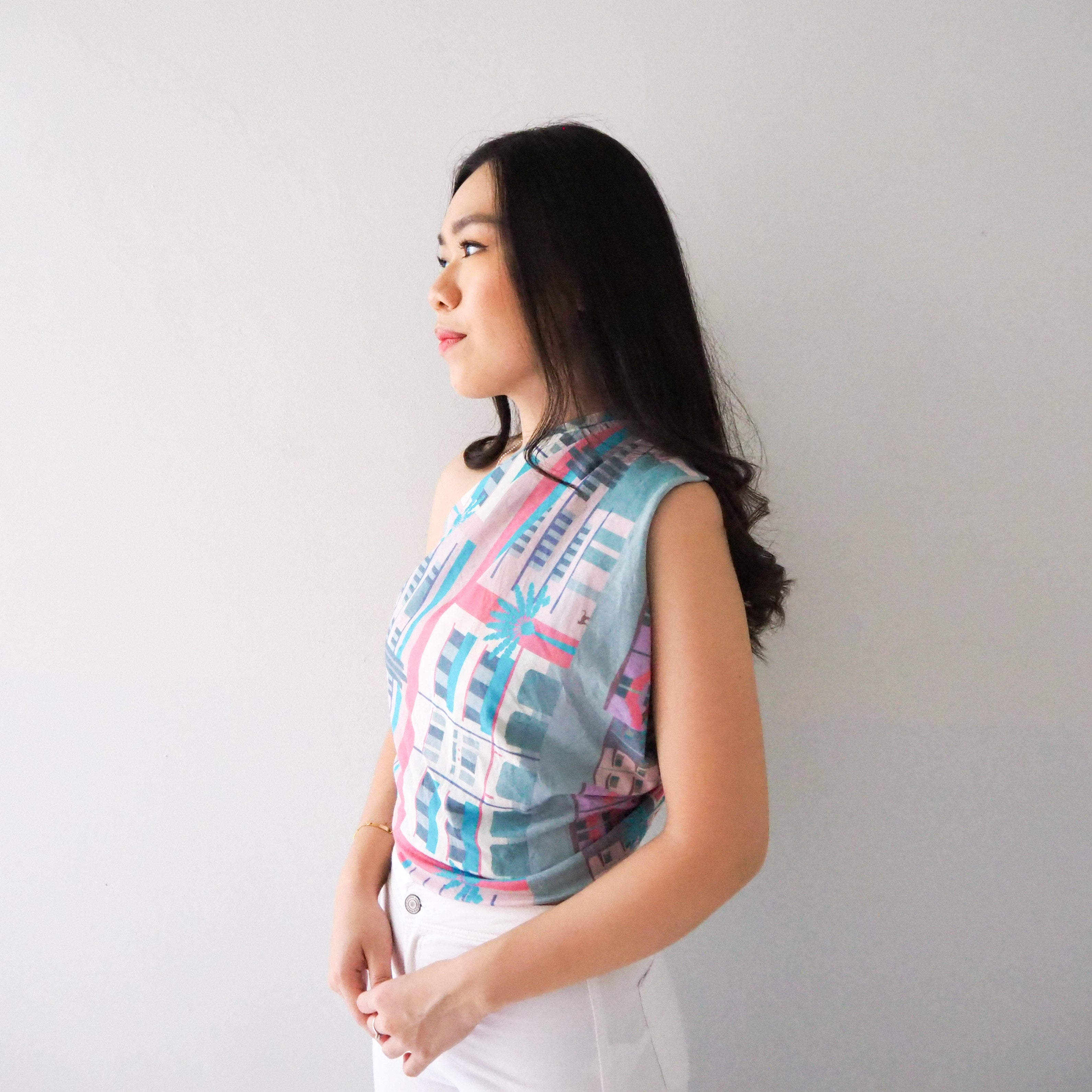 Stylish Cotton Scarf for Women - Soft & Breathable Fashion Accessory - Perfect for Casual Outfits, Office Wear & Travel Essentials