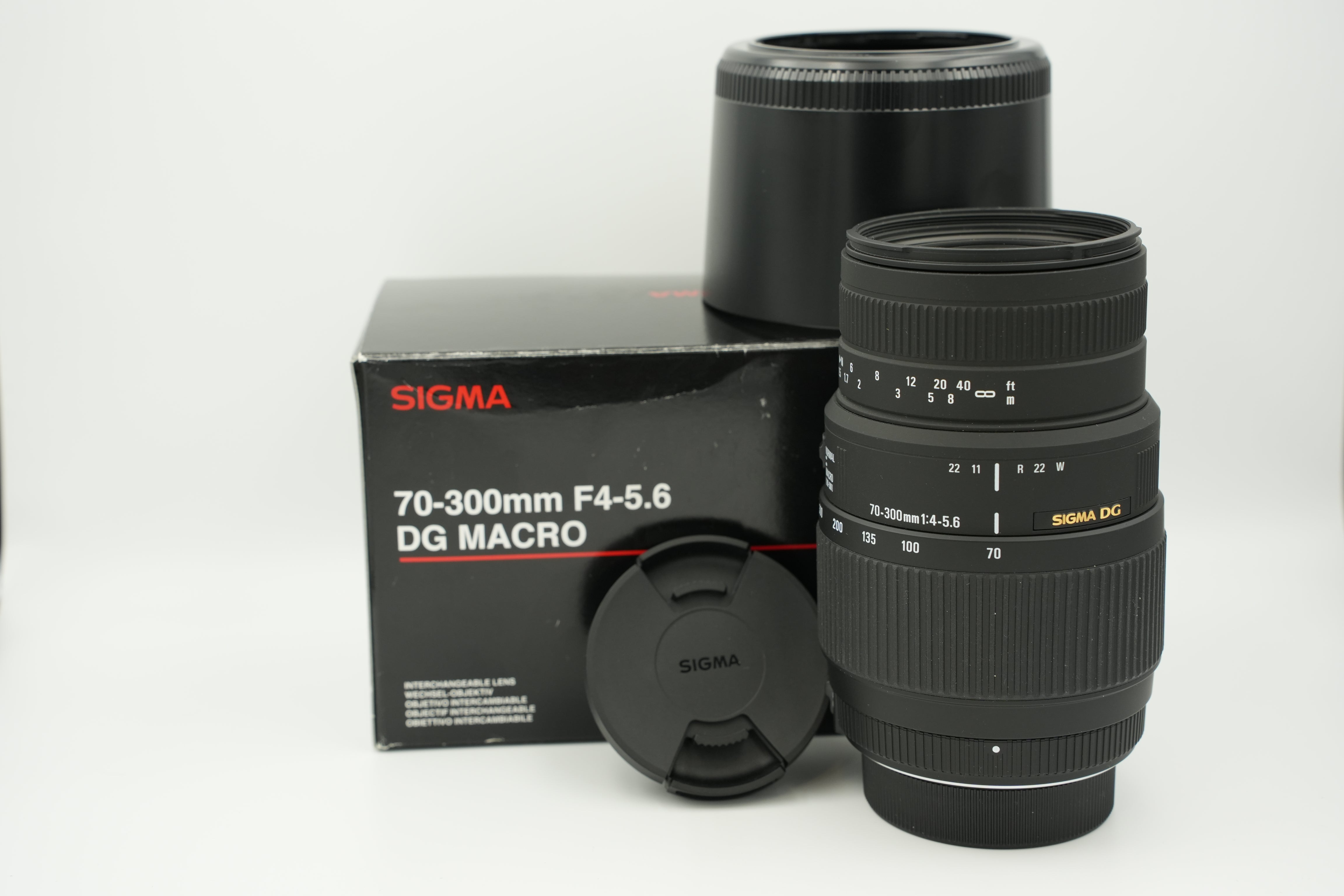 Used Sigma 70-300mm f/4-5.6 DG Macro Telephoto Zoom Lens for Nikon F Mount DSLR Cameras - Perfect for Wildlife, Sports & Nature Photography
