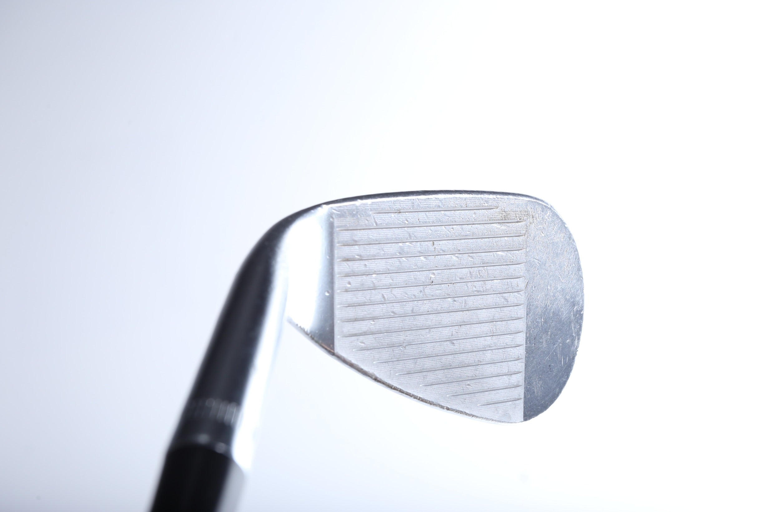 Used Callaway MD5 JAWS Chrome Sand Wedge 56° Ladies Flex Right Handed Golf Club - Perfect for Bunker Shots & Short Game Improvement