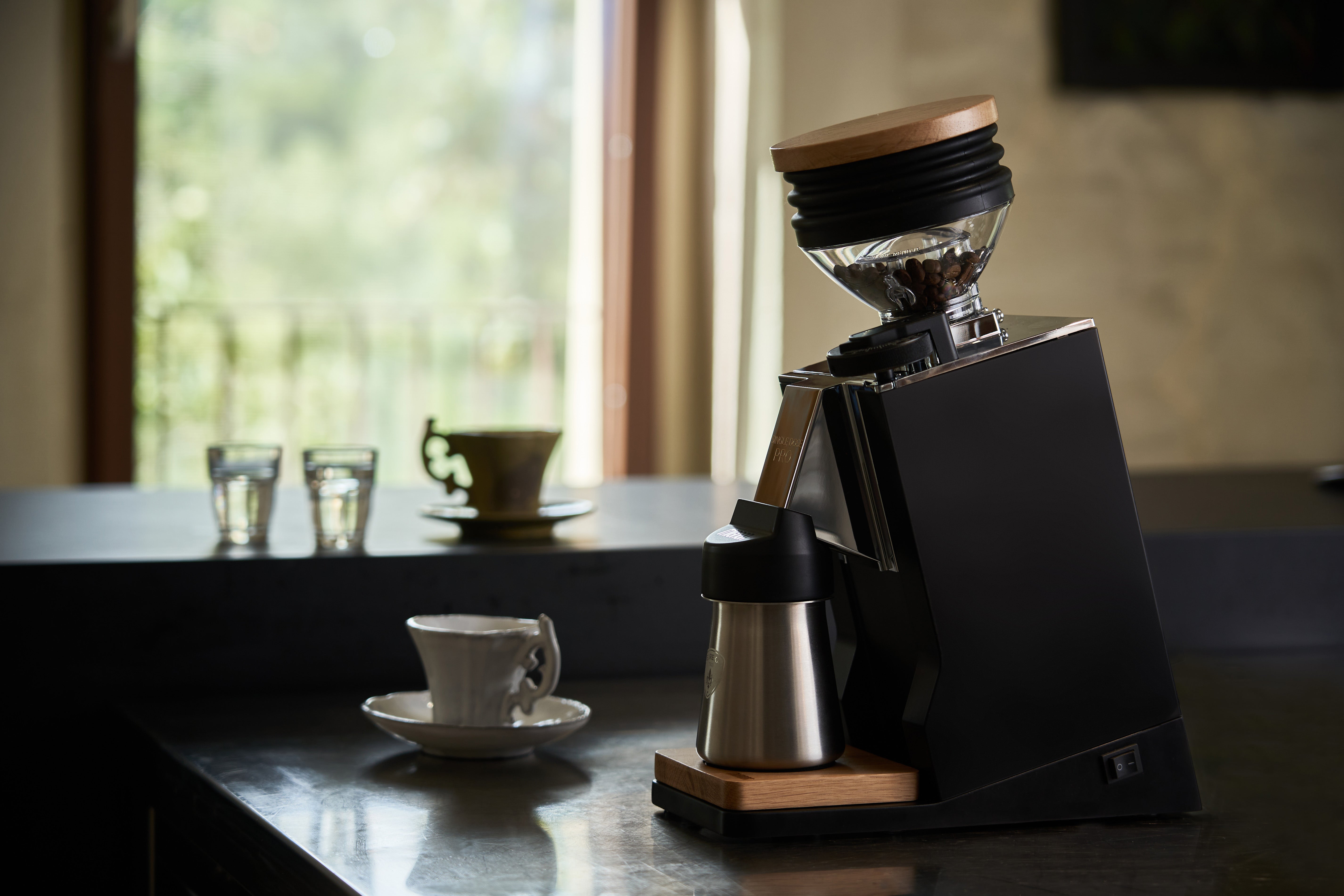 Eureka Mignon Single Dose Pro Espresso Grinder - Premium Coffee Bean Grinder for Home Baristas | Perfect for Espresso, Latte & Cappuccino Making