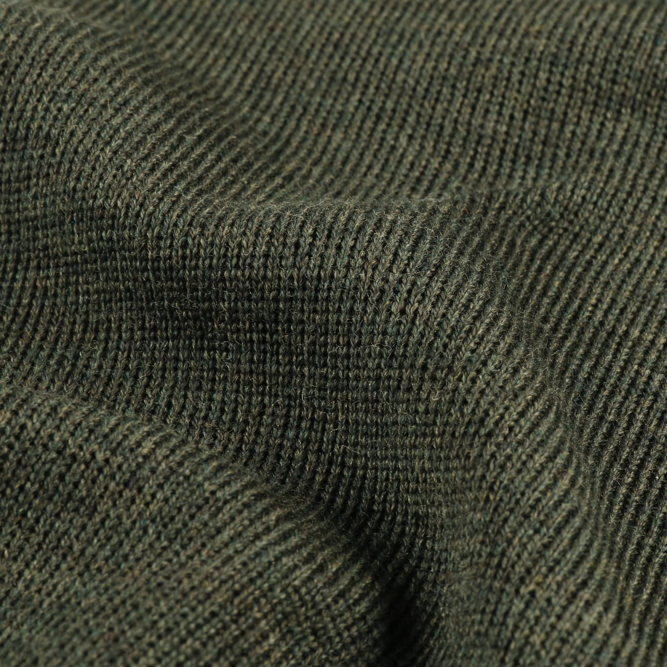 Luxury Merino Wool Knit Scarf for Women & Men - Soft Winter Cashmere-Like Wrap by Lierys - Perfect for Cold Weather, Office, Travel & Gift Giving