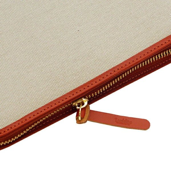 Premium Leather Writer's Pen Case - Elegant & Durable Pen Holder for Fountain Pens, Ballpoints & Calligraphy - Perfect Gift for Writers, Students & Professionals - Office, School & Travel Use