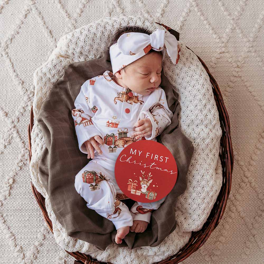 Organic Baby Growsuit with Reindeer Print - Size 00 (Newborn) - Soft & Snug for Winter Sleepwear, Christmas Outfits & Cozy Family Photos