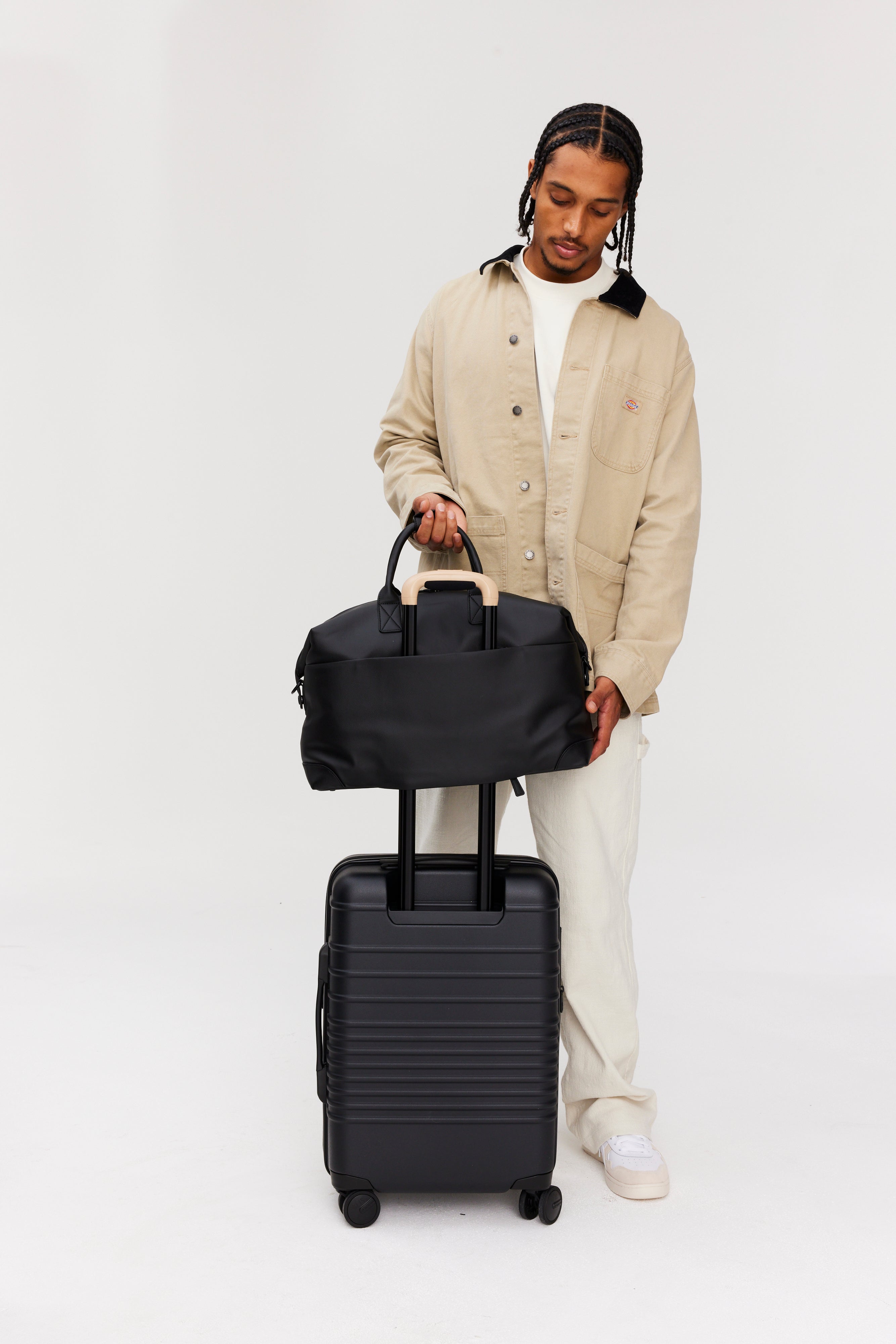 Premium Black Duffle Bag for Travel, Gym & Weekend Getaways - Durable & Stylish Carry-On Luggage