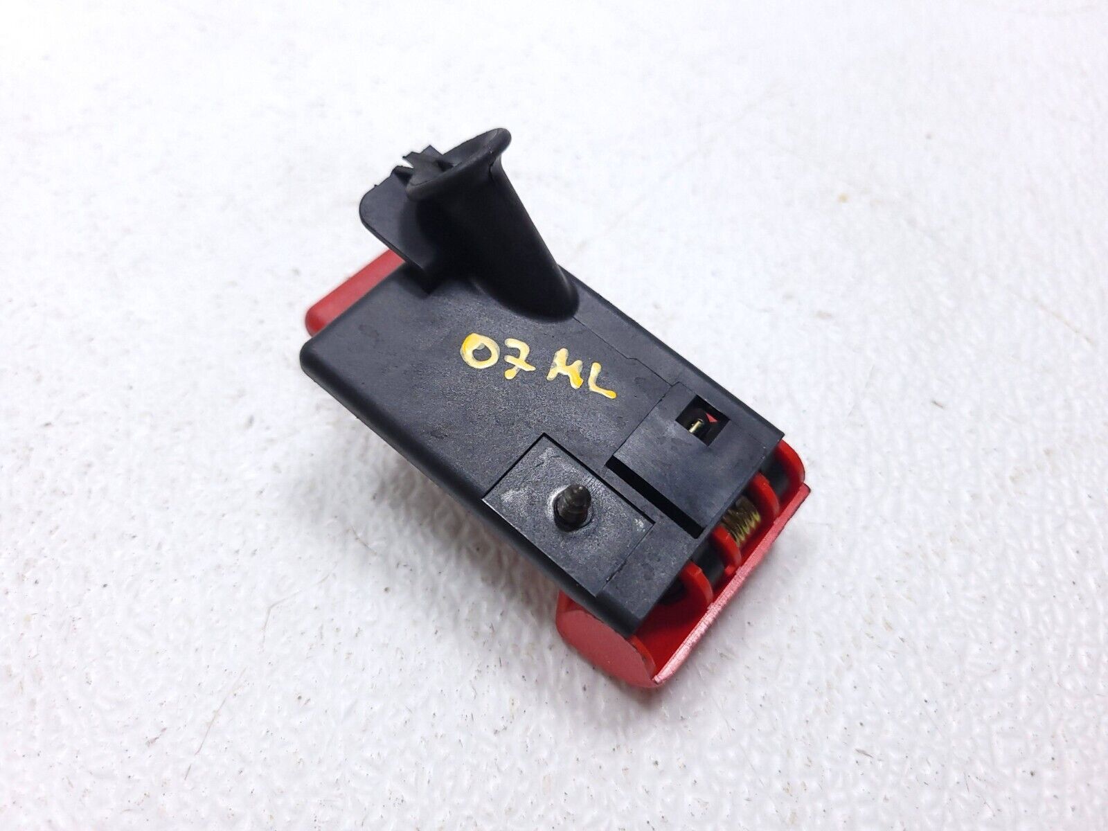 2006-2011 Mercedes ML500 Hood Release Lever Handle OEM Replacement Part - Perfect for DIY Car Repairs & Maintenance