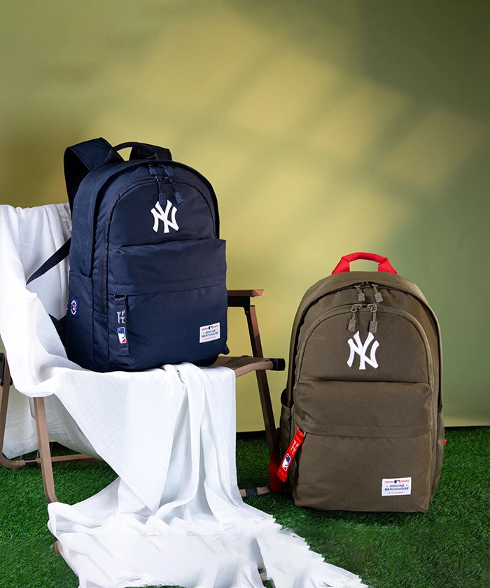 MLB New York Yankees Official Laptop Backpack 15.6 Inch - Stylish College School Bag for Men & Women - Perfect for Work, Travel & Sports Fans