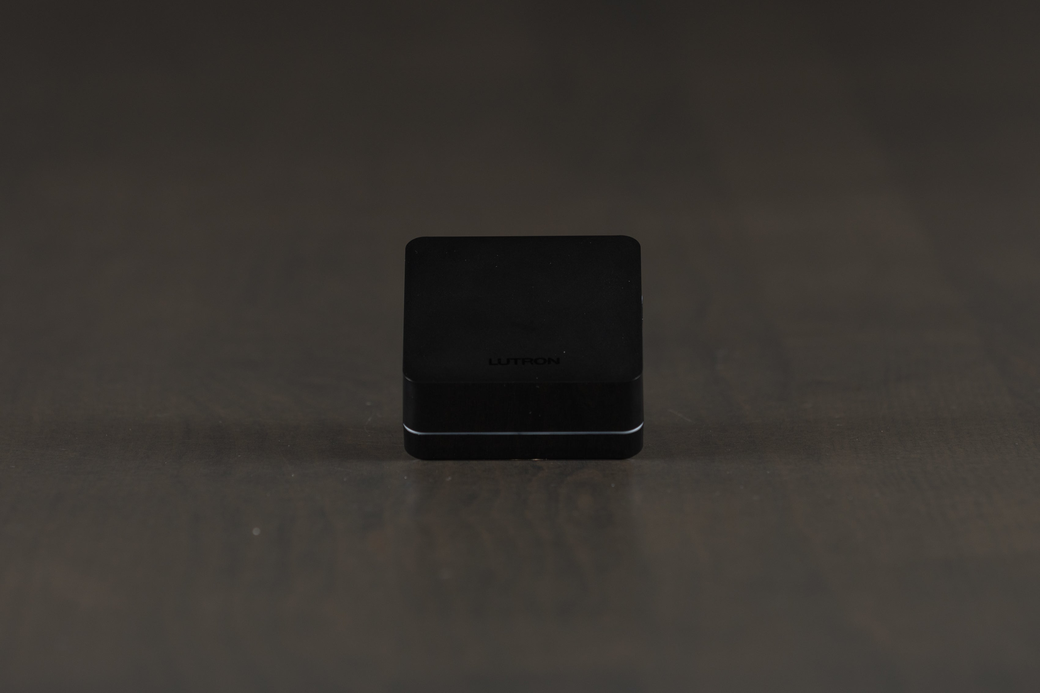 Lutron RA2 Select Wireless Repeater Extender - Expand Smart Home Lighting Control Range for Home Automation Systems | Perfect for Large Houses and Commercial Spaces