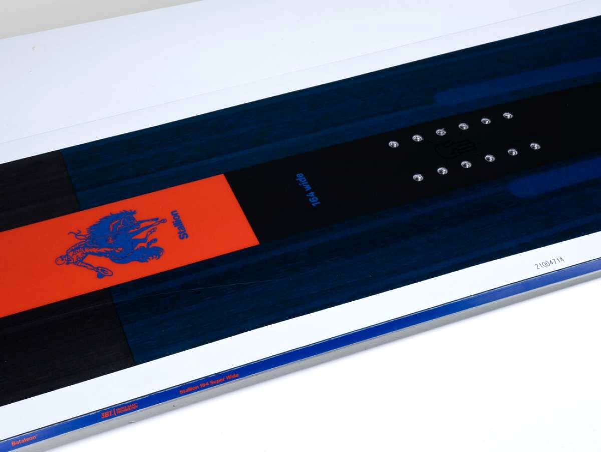 Bataleon Stallion Snowboard 2021 - All-Mountain Freestyle Snowboard for Men & Women | Perfect for Powder, Park & Freeriding | Best for Advanced Riders on Steep Terrain