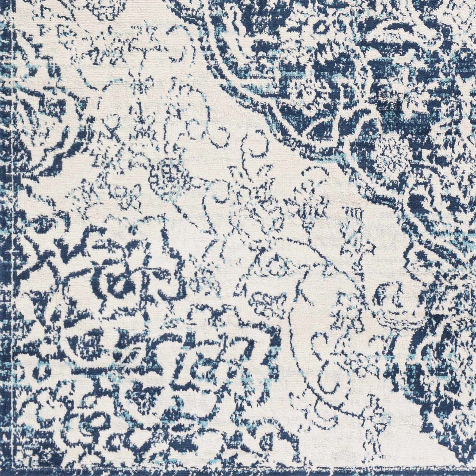 Hauteloom Traditional Beige and Blue Area Rug 7'10