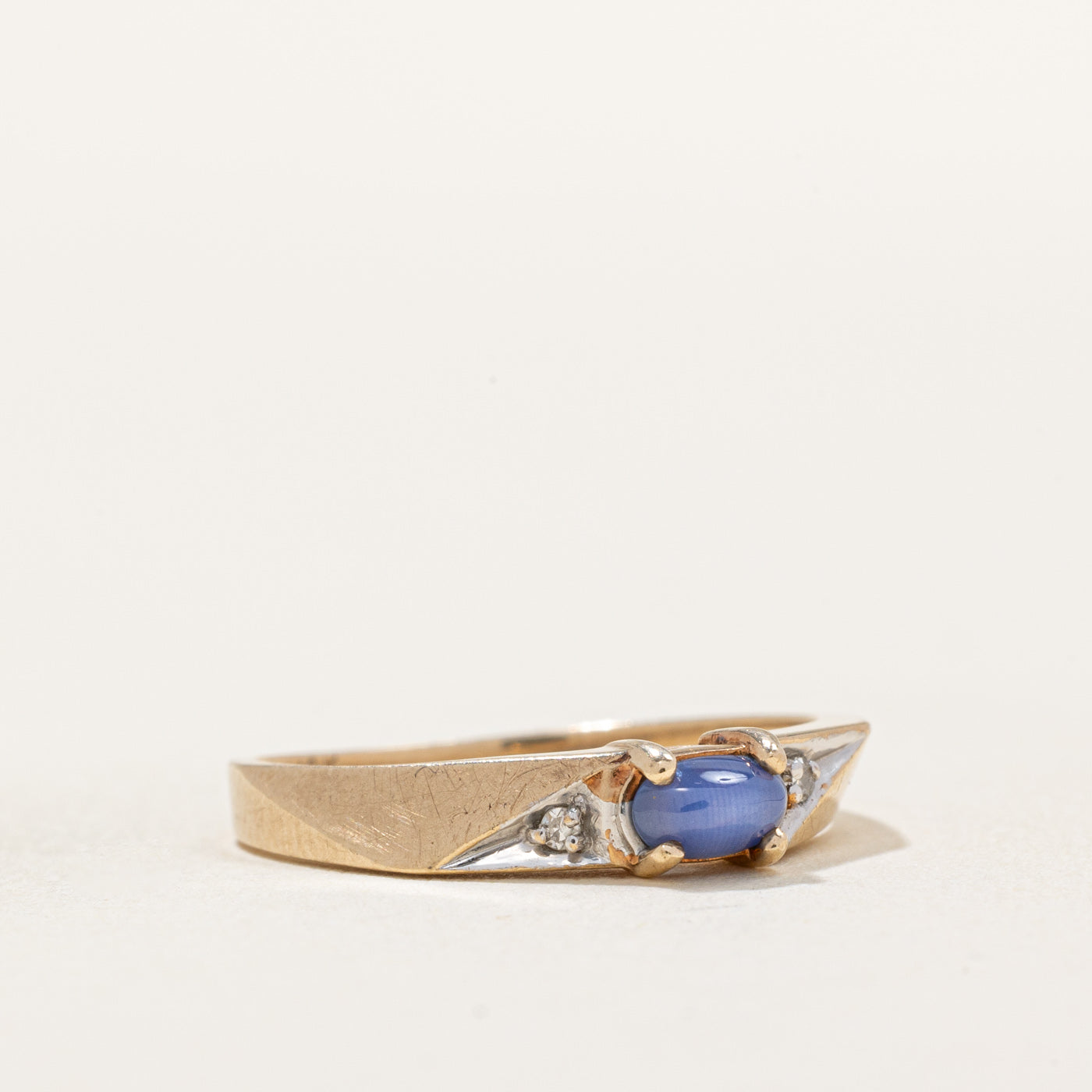 Synthetic Star Sapphire and Diamond Ring - 0.30ct Sapphire with 0.01ctw Diamonds - Size 6.25 - Elegant Jewelry for Engagement, Wedding, Anniversary Gifts & Special Occasions