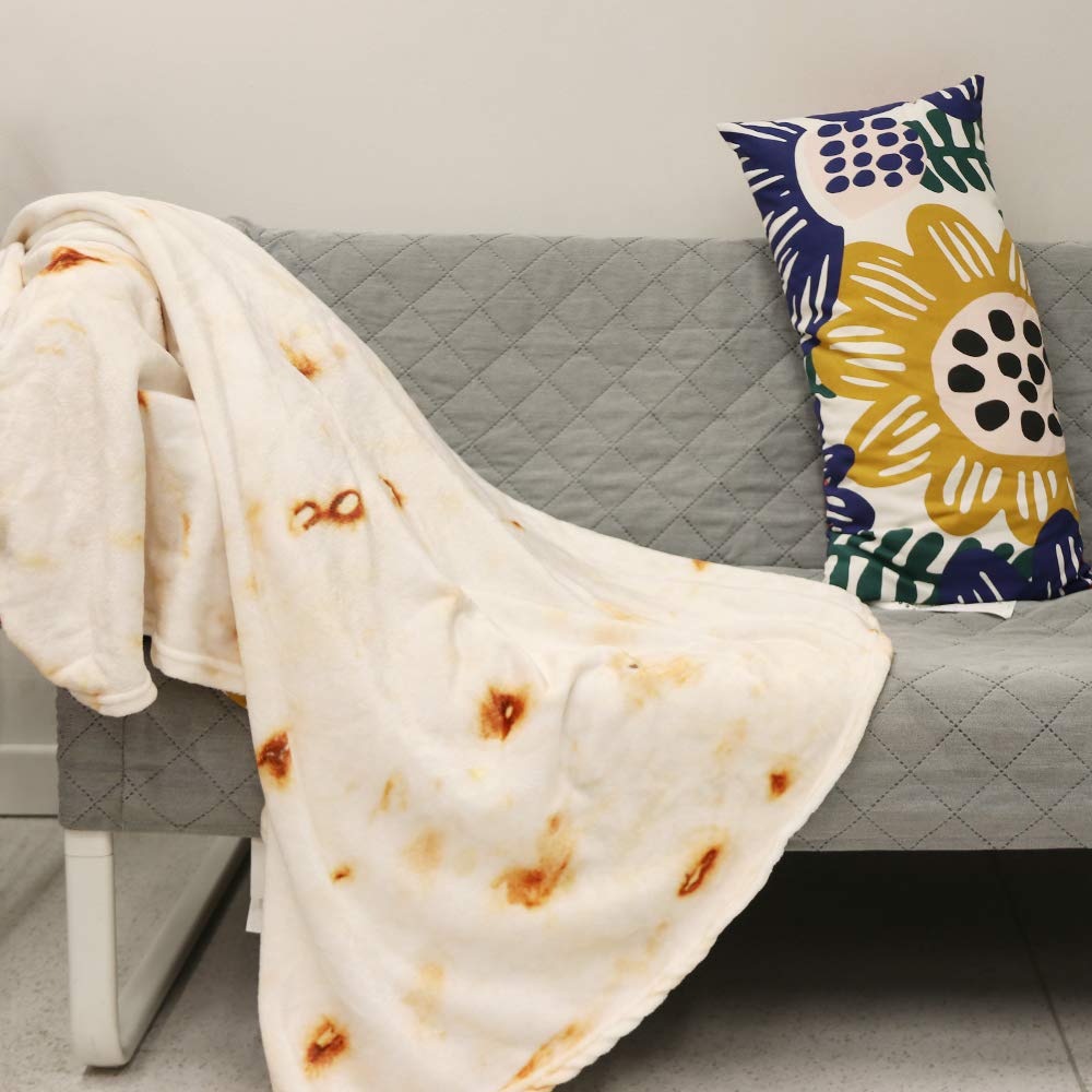 Outivity Realistic Burrito Tortilla Blanket - Soft Plush Round Throw for Bed, Couch & Travel - Fun Novelty Wrap for Adults & Kids - Perfect for Movie Nights, Camping & Gifts