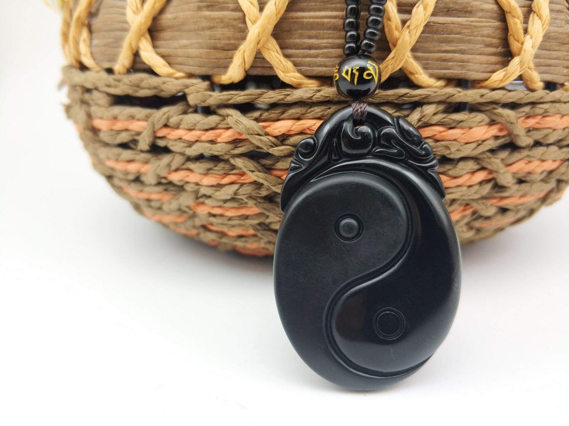 Natural Obsidian Yin Yang Necklace for Women & Men - Taoist Amulet Pendant with Gossip Protection - Perfect for Spiritual Healing, Meditation & Everyday Wear
