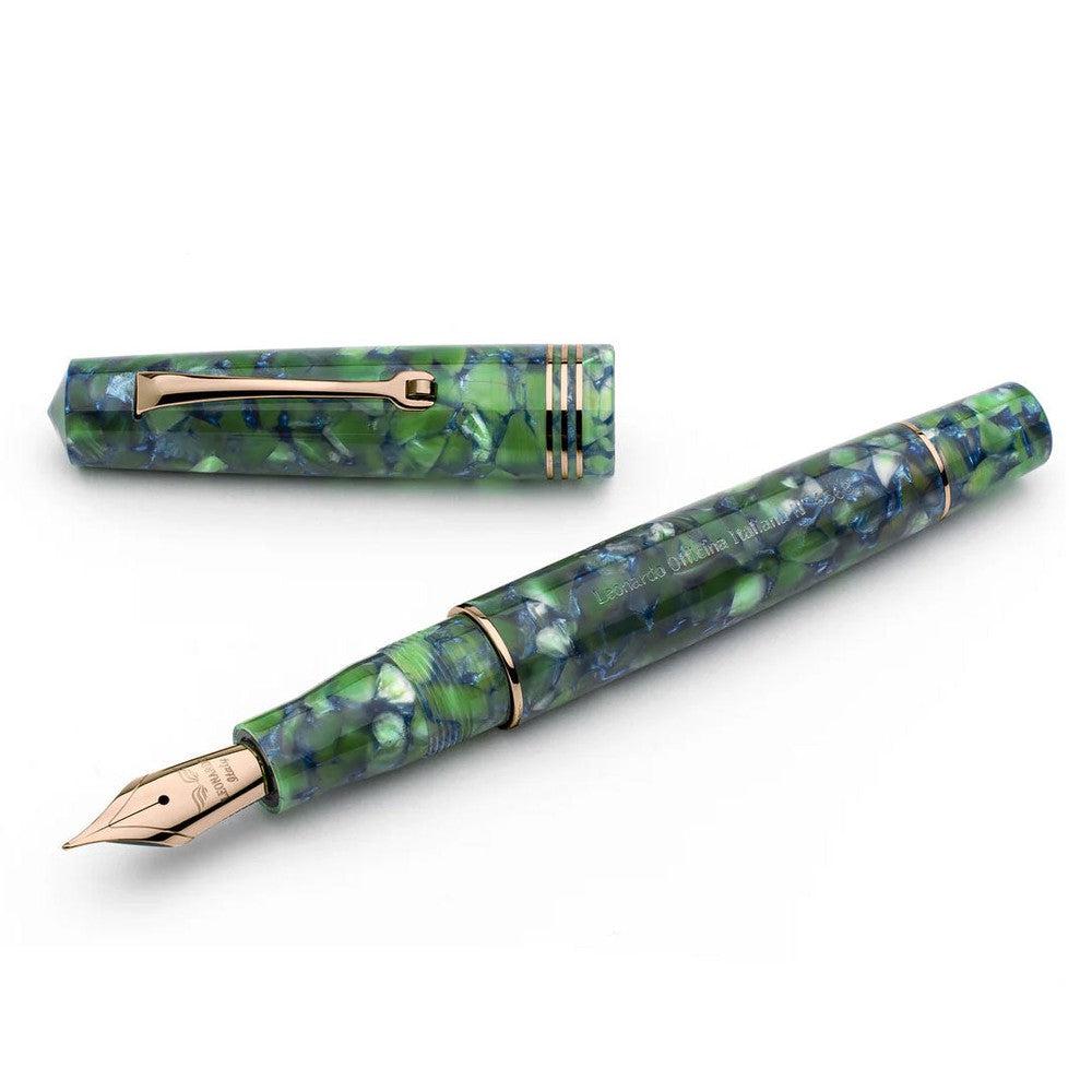 Leonardo Fountain Pen Momento Zero 14K Gold Nib - Premium Green & Blue Iridescent Luxury Writing Instrument for Professionals, Collectors & Gift Giving - Perfect for Signatures, Calligraphy & Elegant Note-Taking