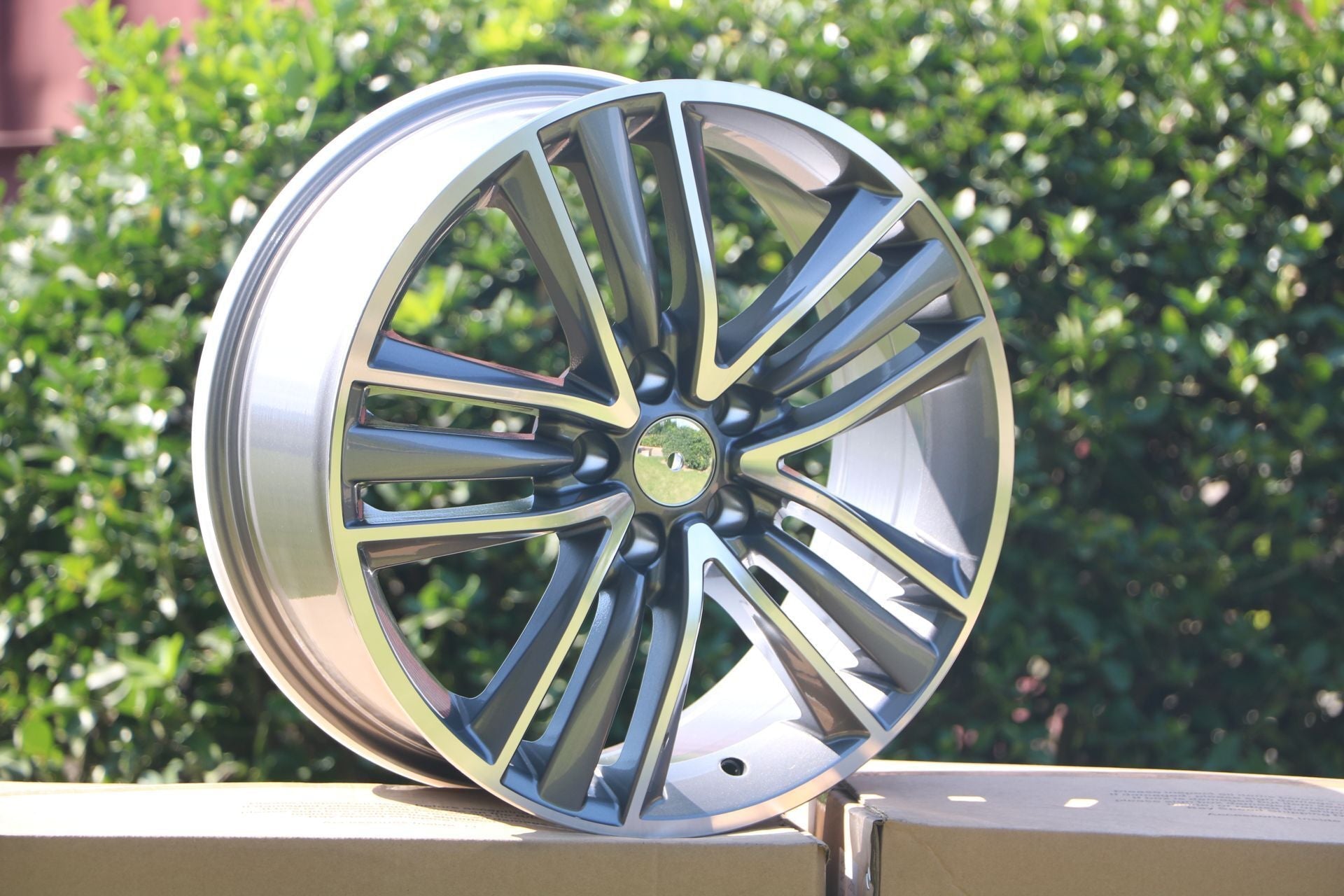 20 Inch Alloy Wheels for Infiniti EX35 EX37 FX35 FX45 G25 G35 G37 I30 I35 JX35 M35 M37 Q50 Q60 Q70 QX50 QX60 QX70 - Perfect for Luxury SUV & Sedan Custom Upgrades