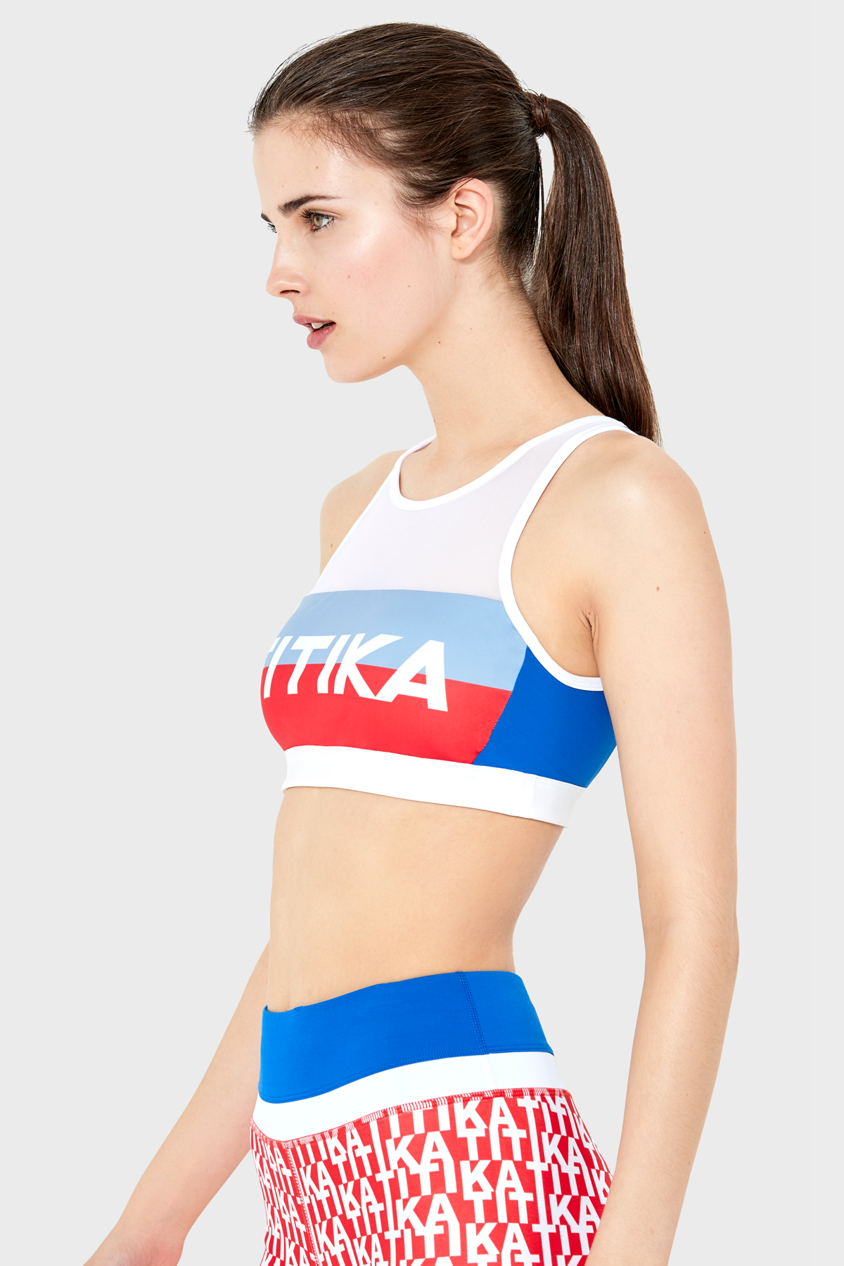 Medium Impact Sports Bra with Adjustable Straps - Comfortable Workout Bra for Running, Yoga & Gym - Perfect for Active Women
