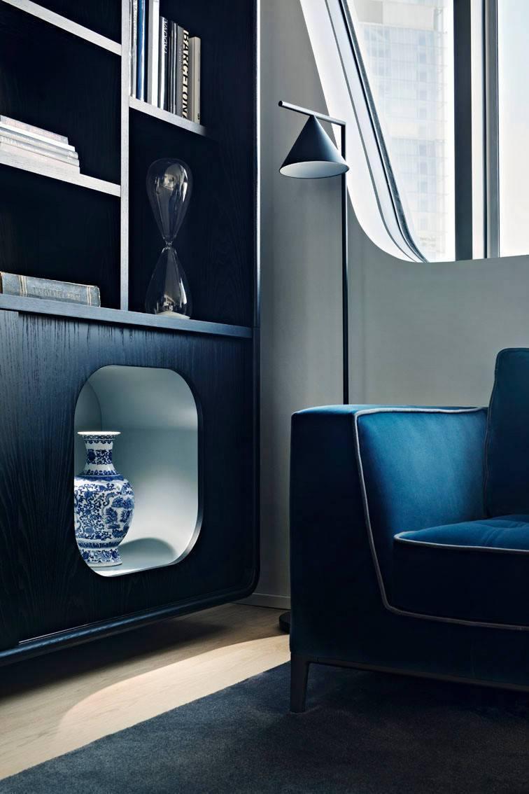 Captain Flint Modern Floor Lamp - Adjustable LED Standing Light for Living Room, Bedroom & Office - Stylish Home Decor Lighting for Reading & Relaxation