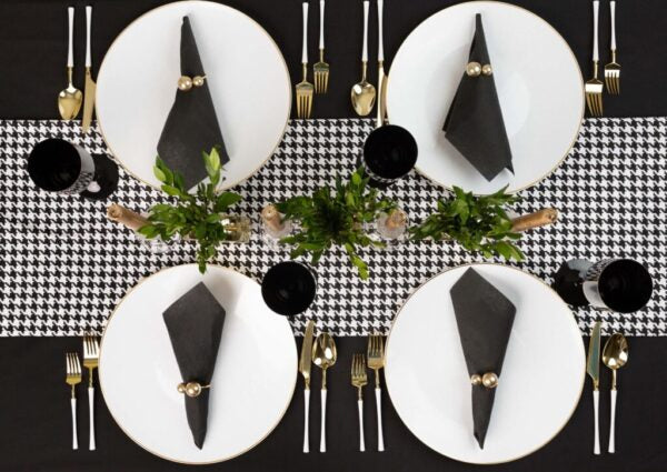 White and Gold Rim Hammered 13-Inch Round Plastic Charger Plates - Set of 4 - Perfect for Weddings, Parties, and Formal Dining Events