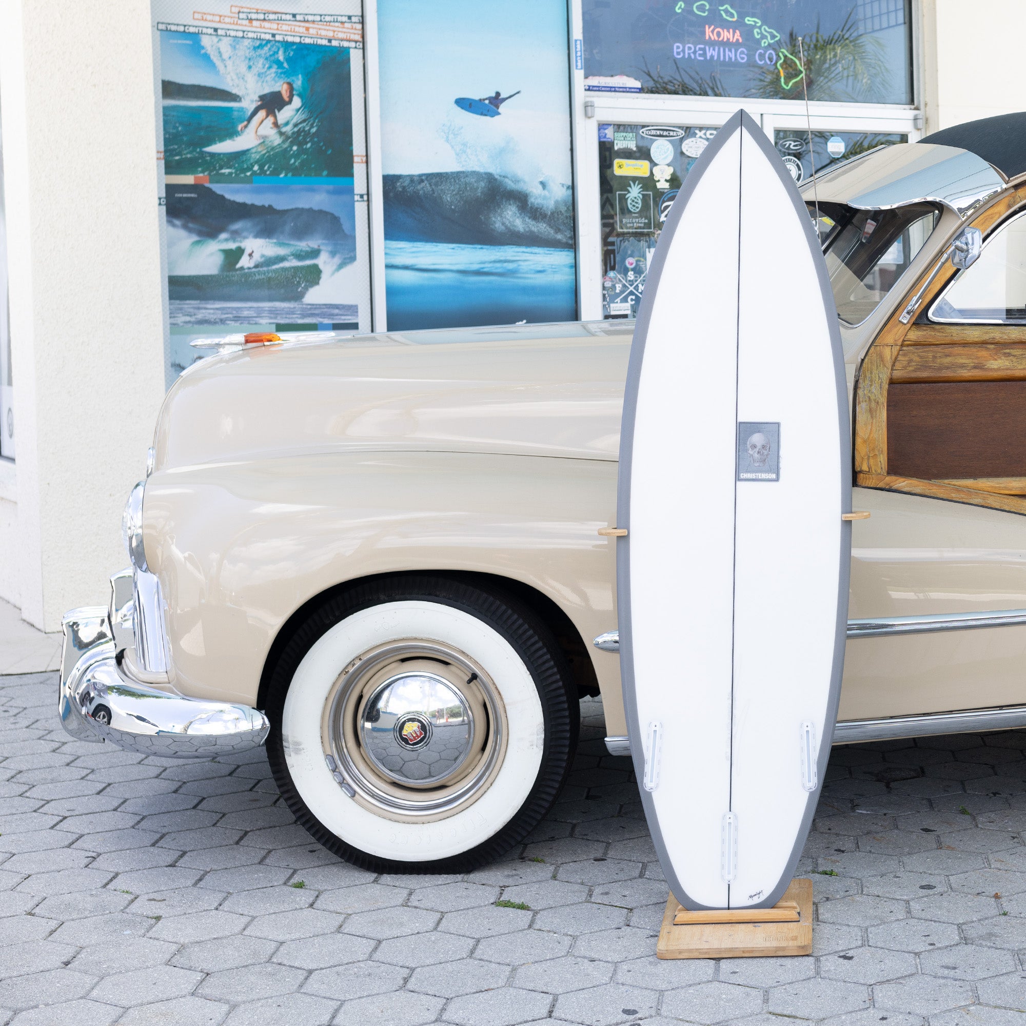 Christenson Ocean Pro 1 5'9 Surfboard with Futures Fins - High Performance Shortboard for All Wave Conditions | Perfect for Beach Surfing, Competition & Wave Riding Adventures