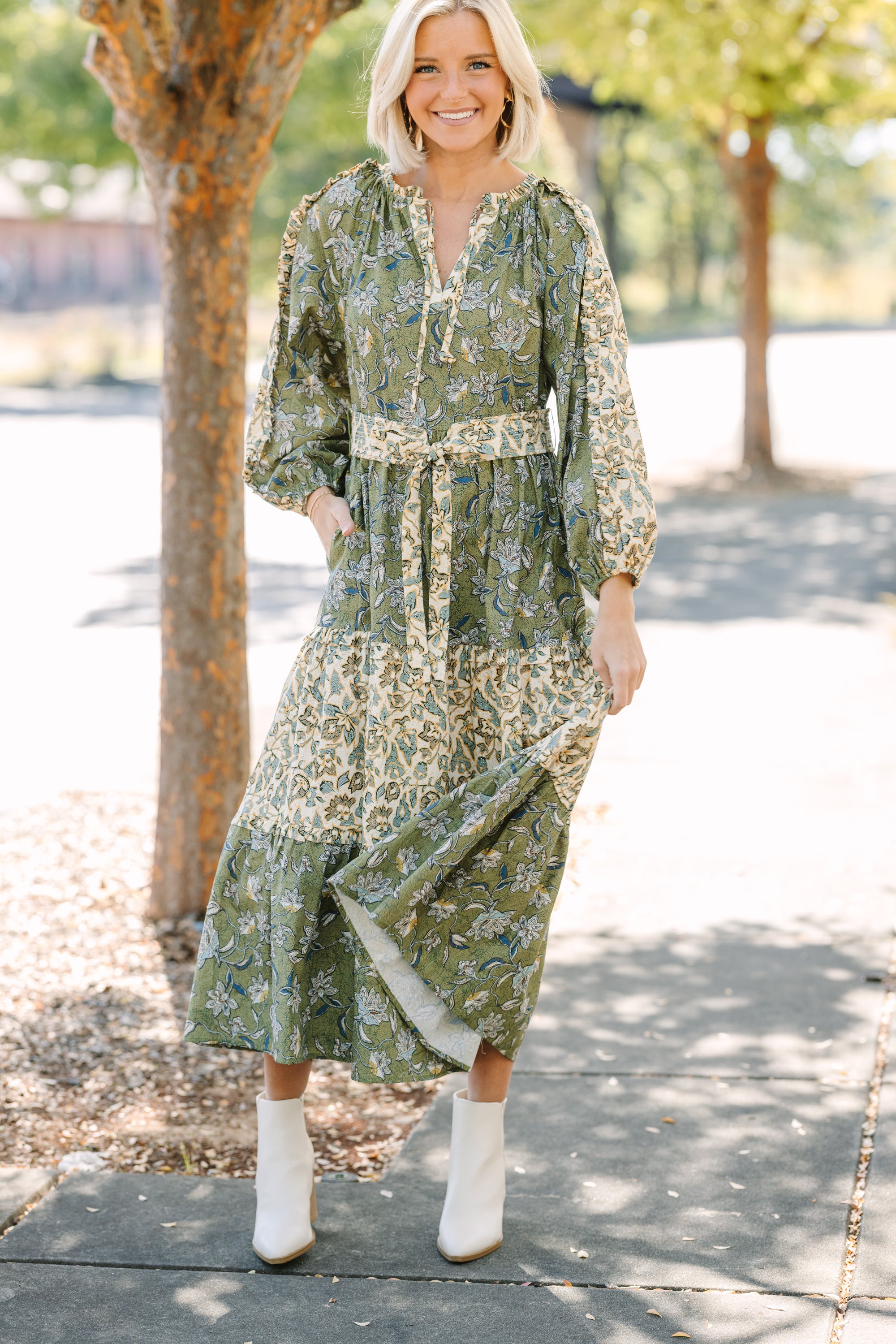 Elegant Green Floral Maxi Dress for Women - Summer Boho Beach Wedding Party Dress - Perfect for Vacations, Dates & Outdoor Events