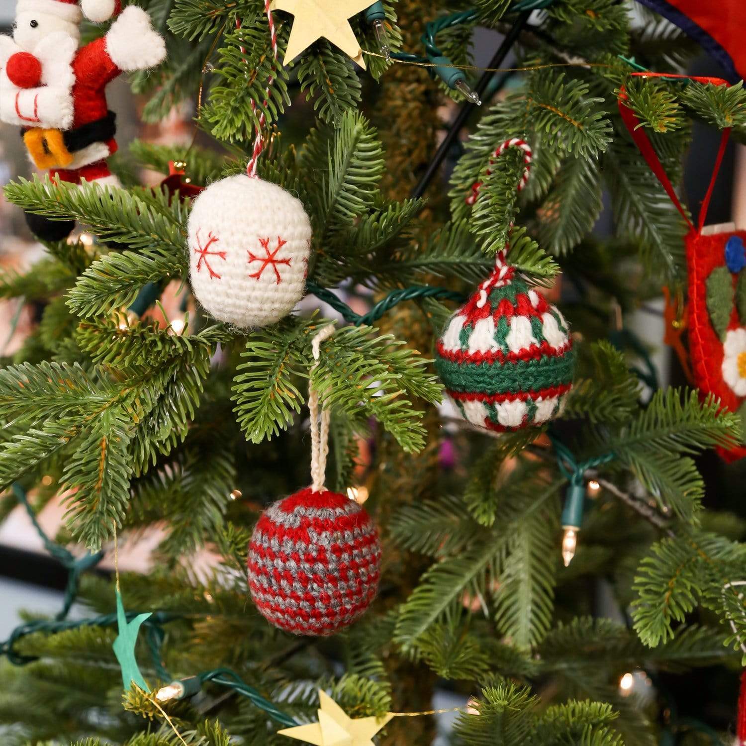 Handmade Crochet Wool Christmas Ornaments Set of 3 - Festive Holiday Decor for Tree, Gift, and Home Decoration