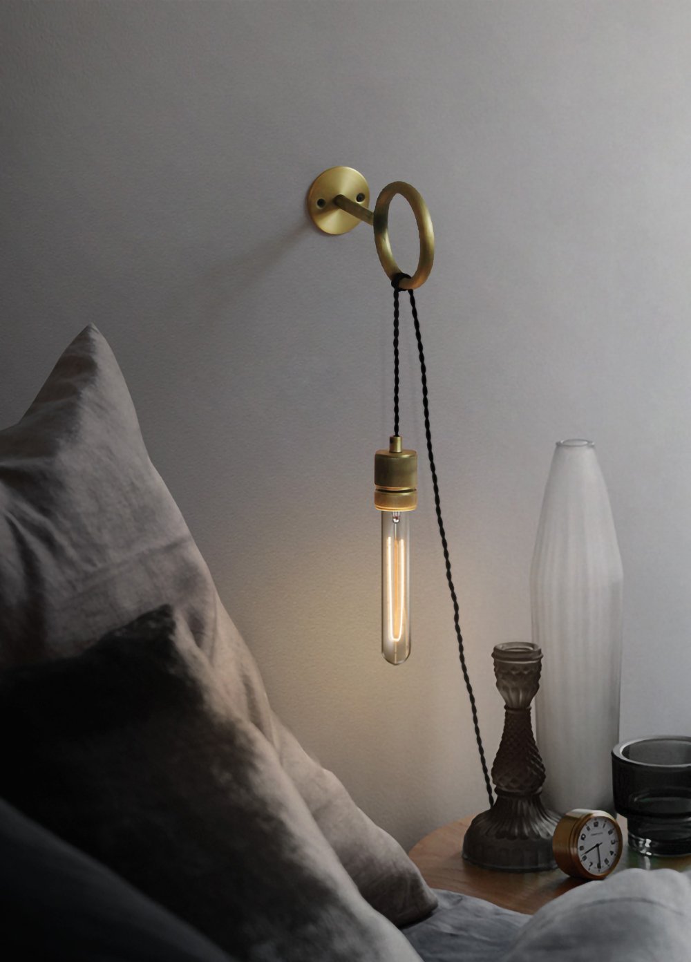 Loop Minimalist Wall Light - Modern Sleek LED Sconce for Bedroom, Living Room & Hallway - Energy Efficient Indoor Lighting Fixture for Home Decor