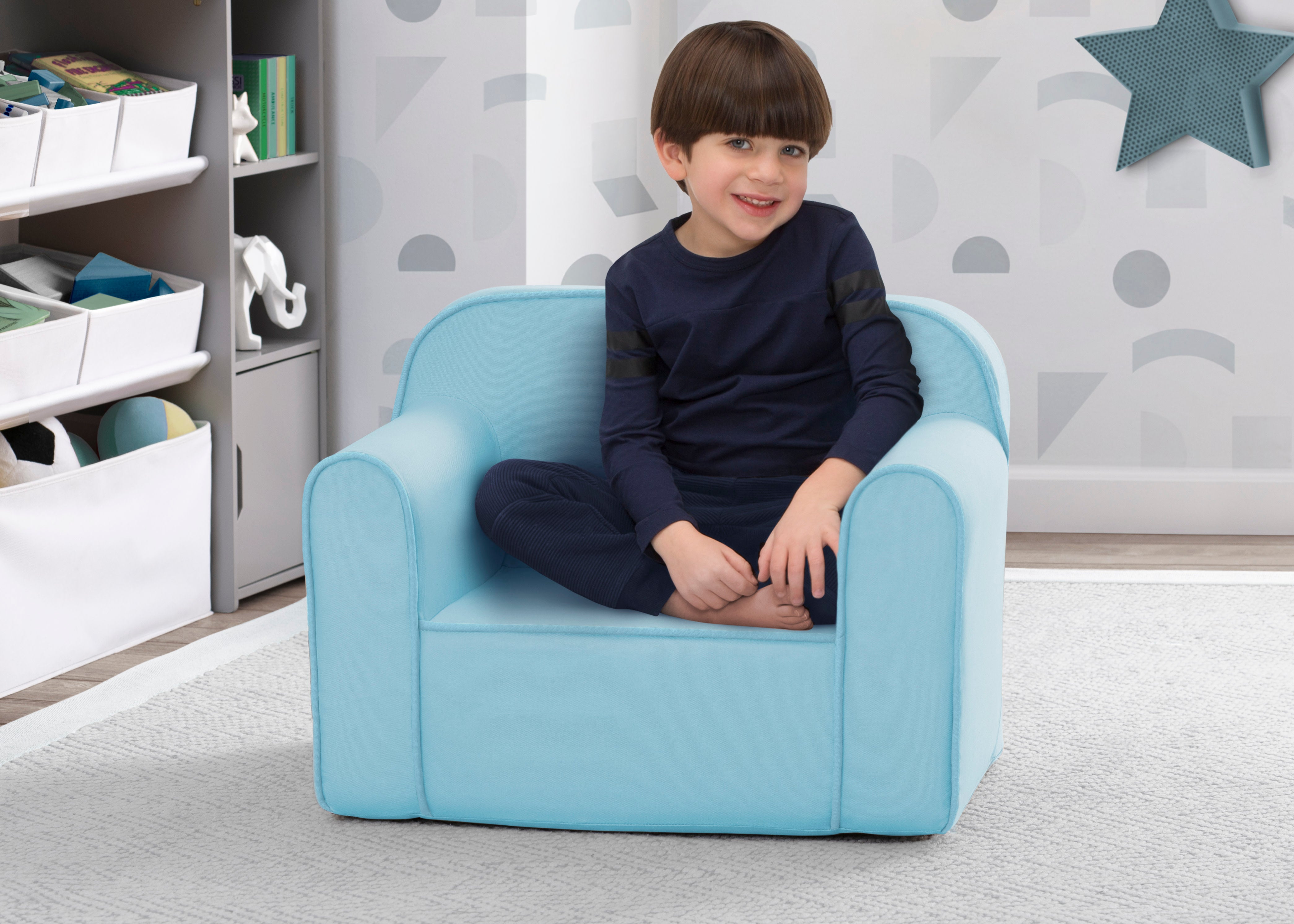 Cozy Kids Chair - Ergonomic & Comfortable Children's Chair for Reading, Gaming & Relaxation - Perfect for Bedrooms, Playrooms & Daycare Centers