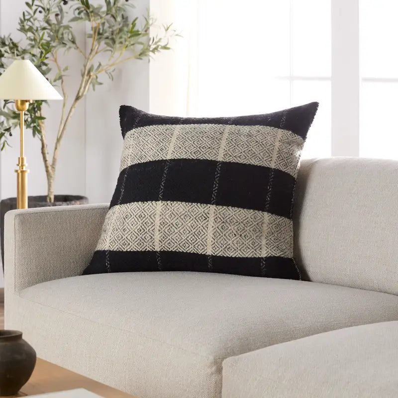 Jaipur Living Anesha Decorative Throw Pillow - Soft Cotton Cover for Sofa, Bed & Couch - Boho Chic Home Decor Accent