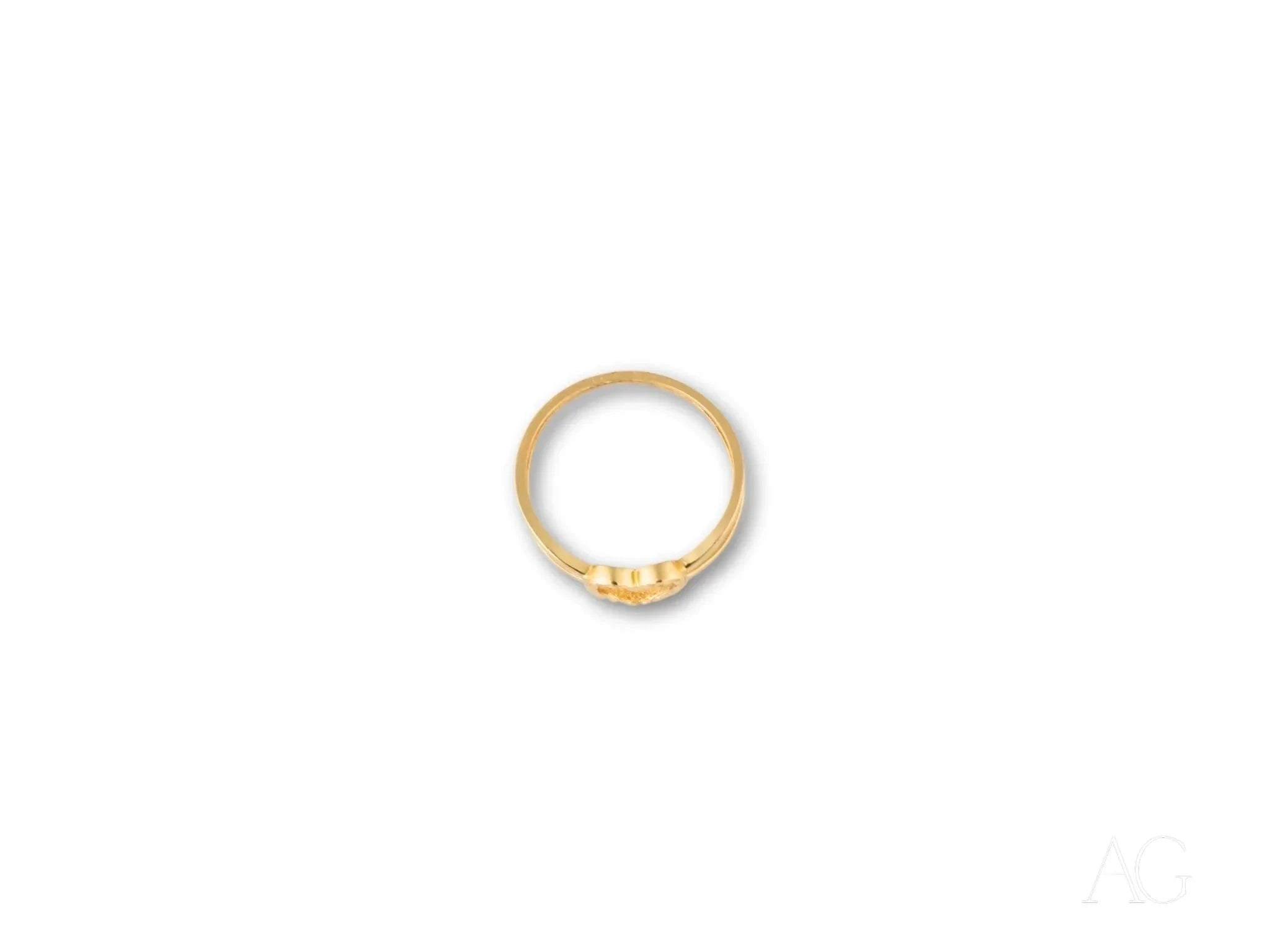 18K Yellow Gold Heart Ring - Elegant & Timeless Love Symbol Jewelry for Women, Perfect for Anniversaries, Engagements & Romantic Gifts