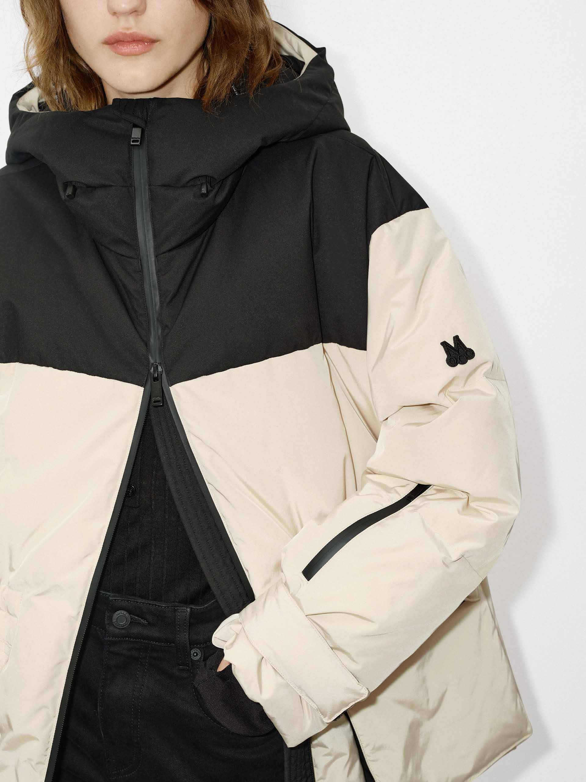 Men's Contrast Hood Down Jacket - Lightweight Warm Winter Coat for Outdoor Activities & Casual Wear