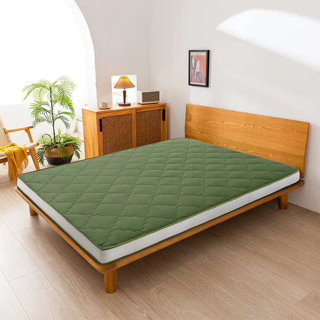 MAXYOYO Padded Japanese Floor Mattress - Green Foldable Roll Up Futon Mattress for Bedroom, Guest Room & Travel | Comfortable Floor Sleeping & Lounging