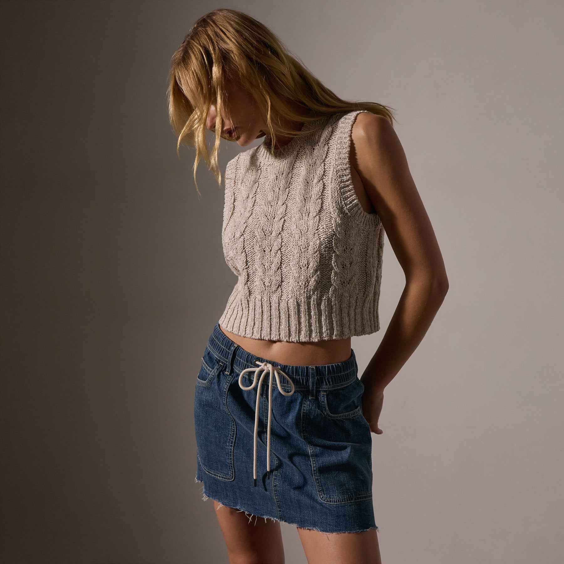 Cotton Linen Cable Knit Vest for Women - Natural Beige Chunky Knit Sweater Vest | Cozy Fall & Winter Layering Piece for Casual Outfits and Office Wear