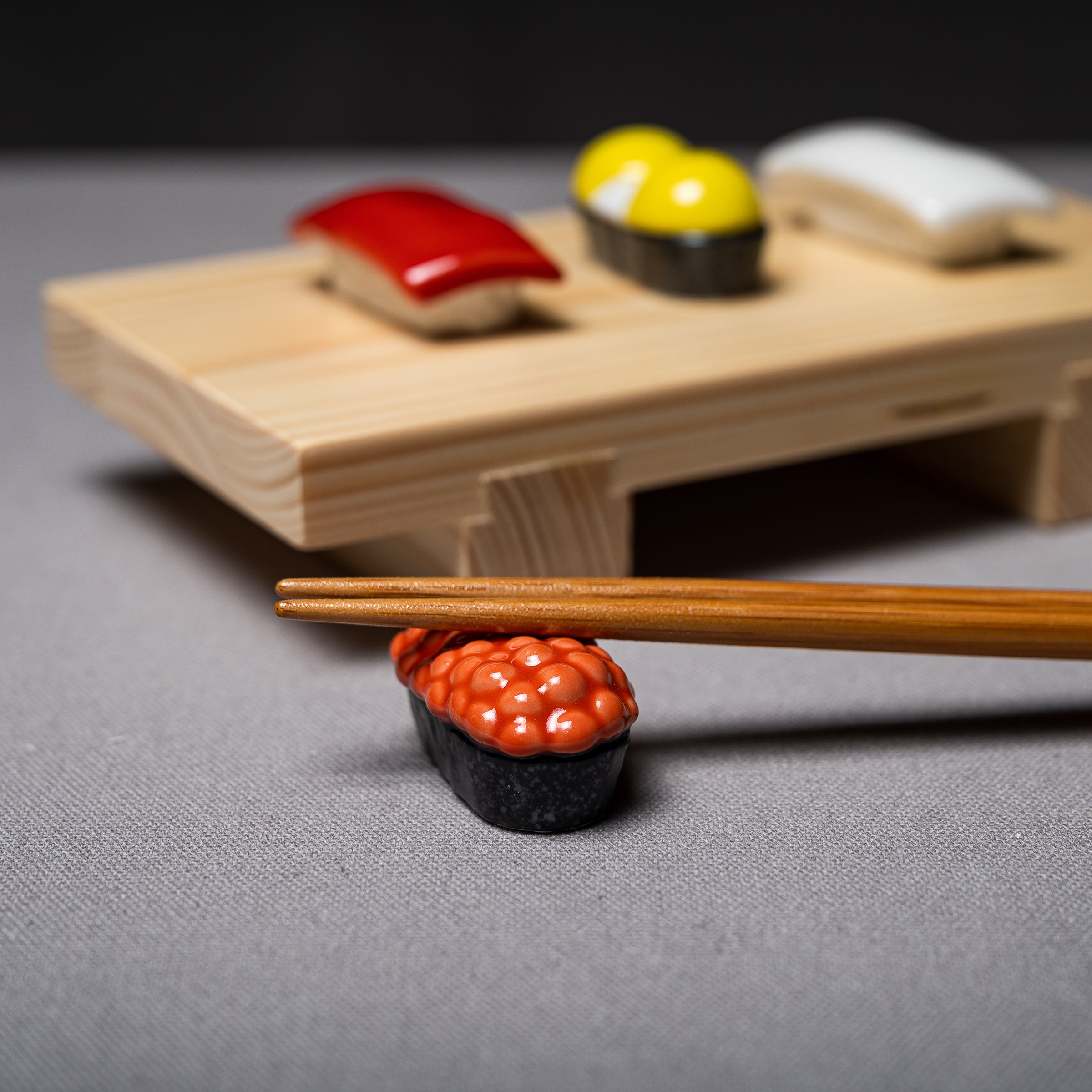 Premium Sushi Nigiri Chopstick Rest - Elegant Ceramic Chopstick Holder for Japanese Cuisine | Perfect for Sushi, Ramen, and Asian Dining Decor