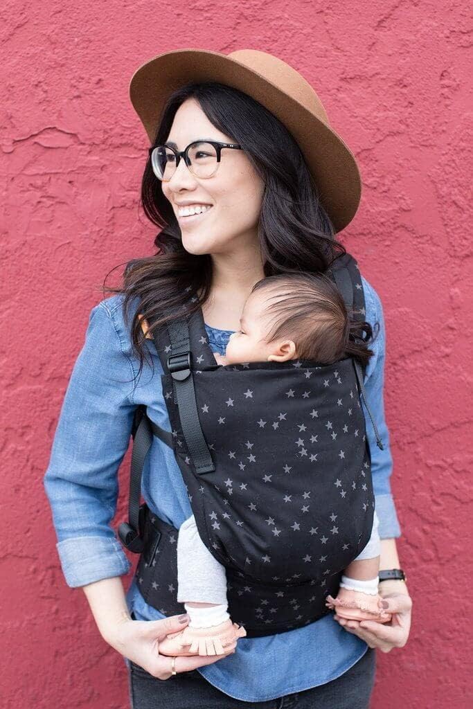 Tula Discover Free-to-Grow Baby Carrier - Adjustable Ergonomic Infant to Toddler Carrier (7-45 lbs) - Black & Gray Stars - Perfect for Babywearing, Shopping & Outdoor Adventures