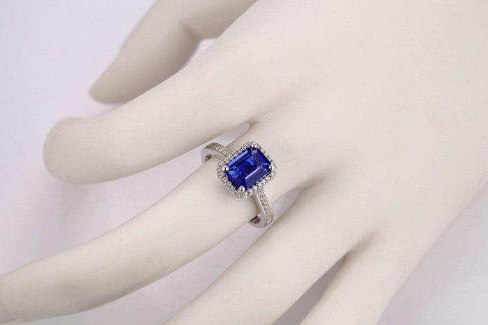 1.50 Carat Antique Emerald Cut Blue Sapphire & Moissanite Diamond Halo Engagement Ring in 14K White Gold - Vintage Inspired Wedding Ring for Brides, Anniversary Gift, Proposal Jewelry